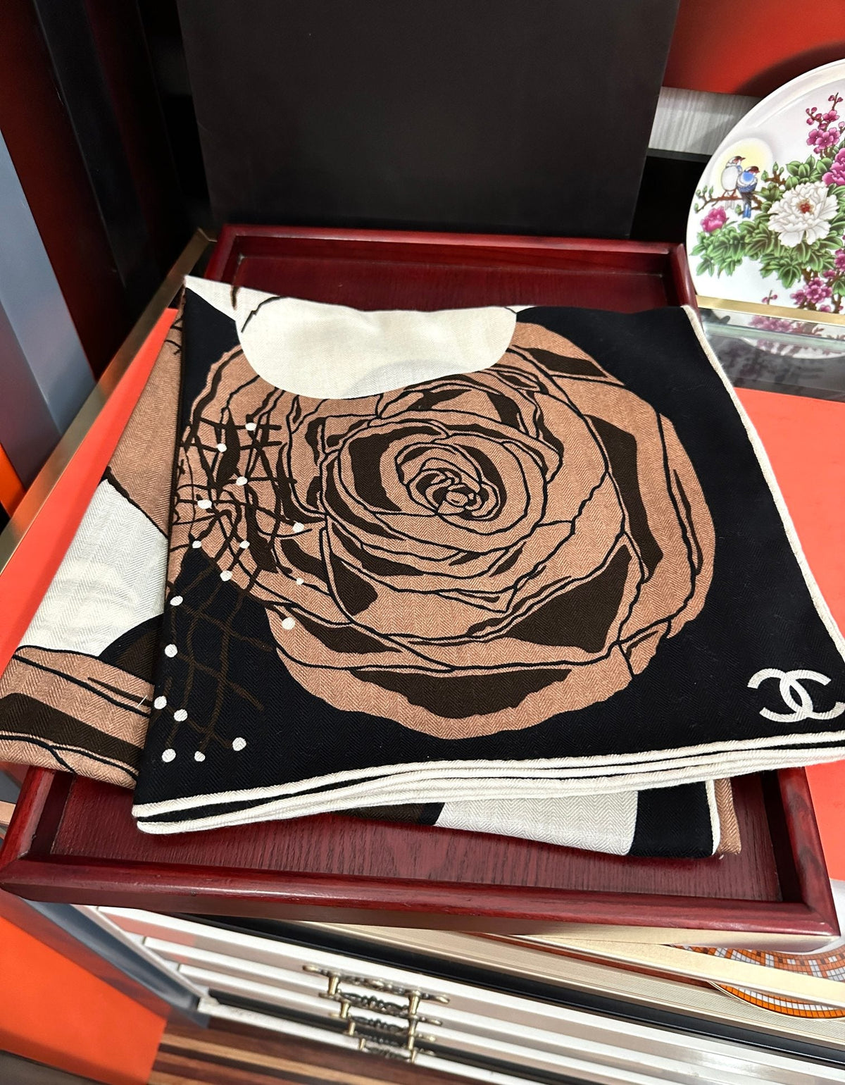CC 26s Scarf 140 In Cashmere And Silk 439390