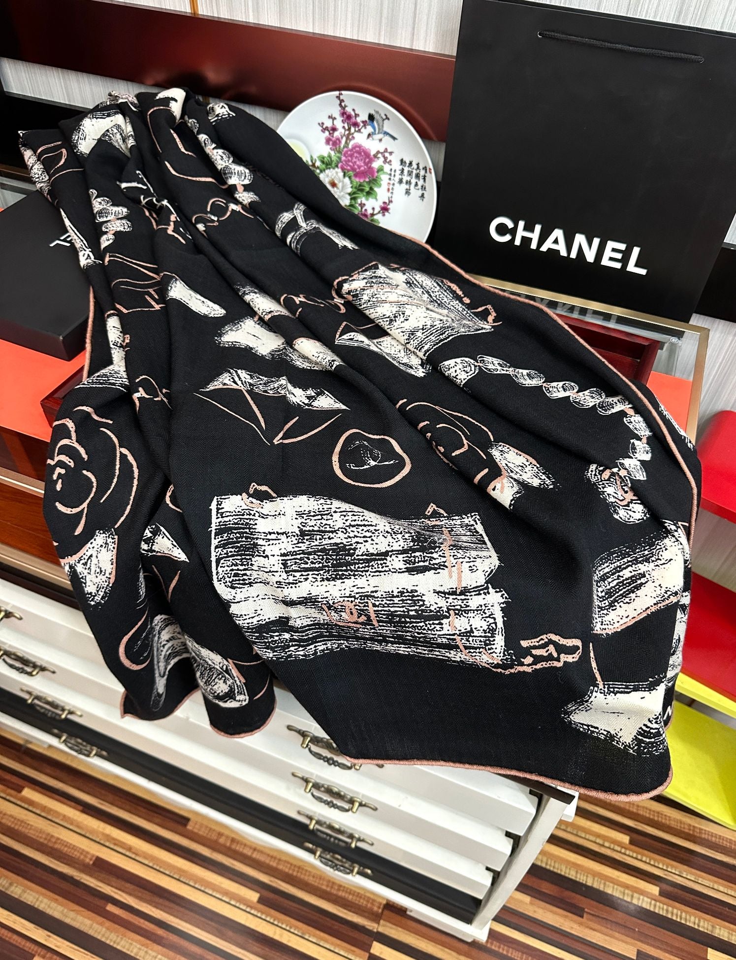 CC 26s Scarf 140 In Cashmere And Silk 445065