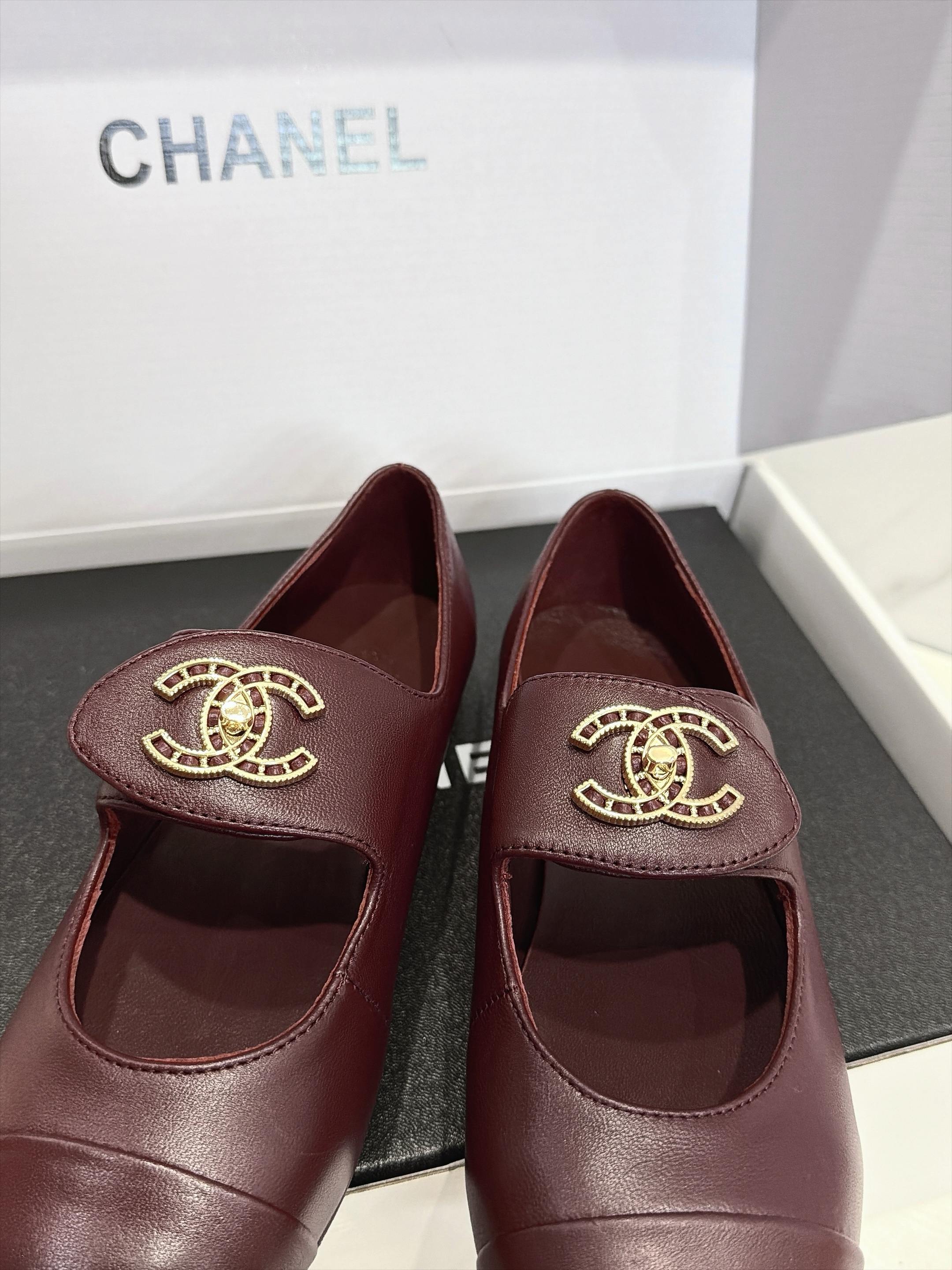 CC 26s Round Toe Mary Jane Shoes Burgundy Lambskin 937757