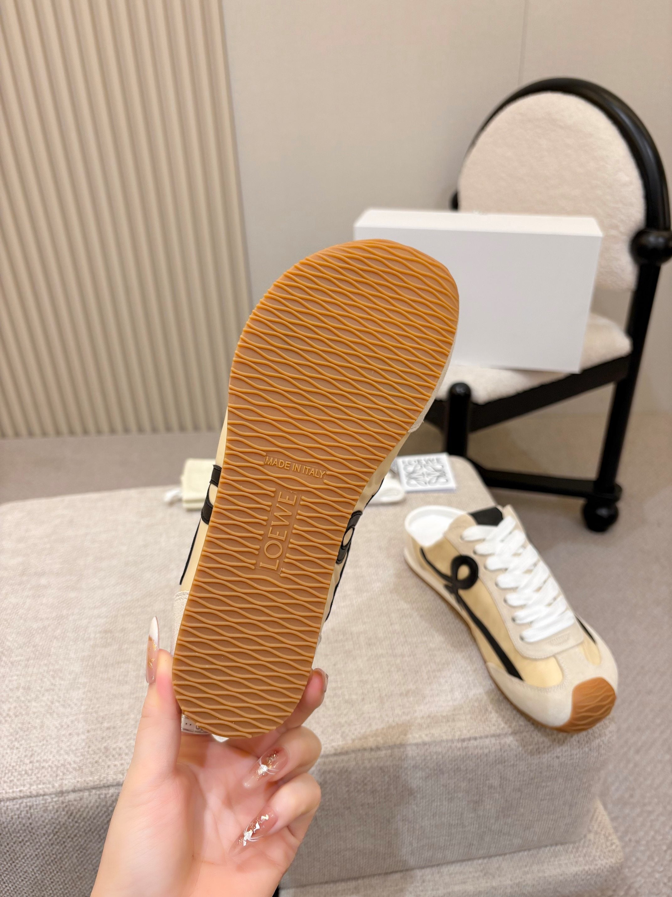 Loewe Ballet Runner Slip-On Khahi Beige Suede Nylon 833804