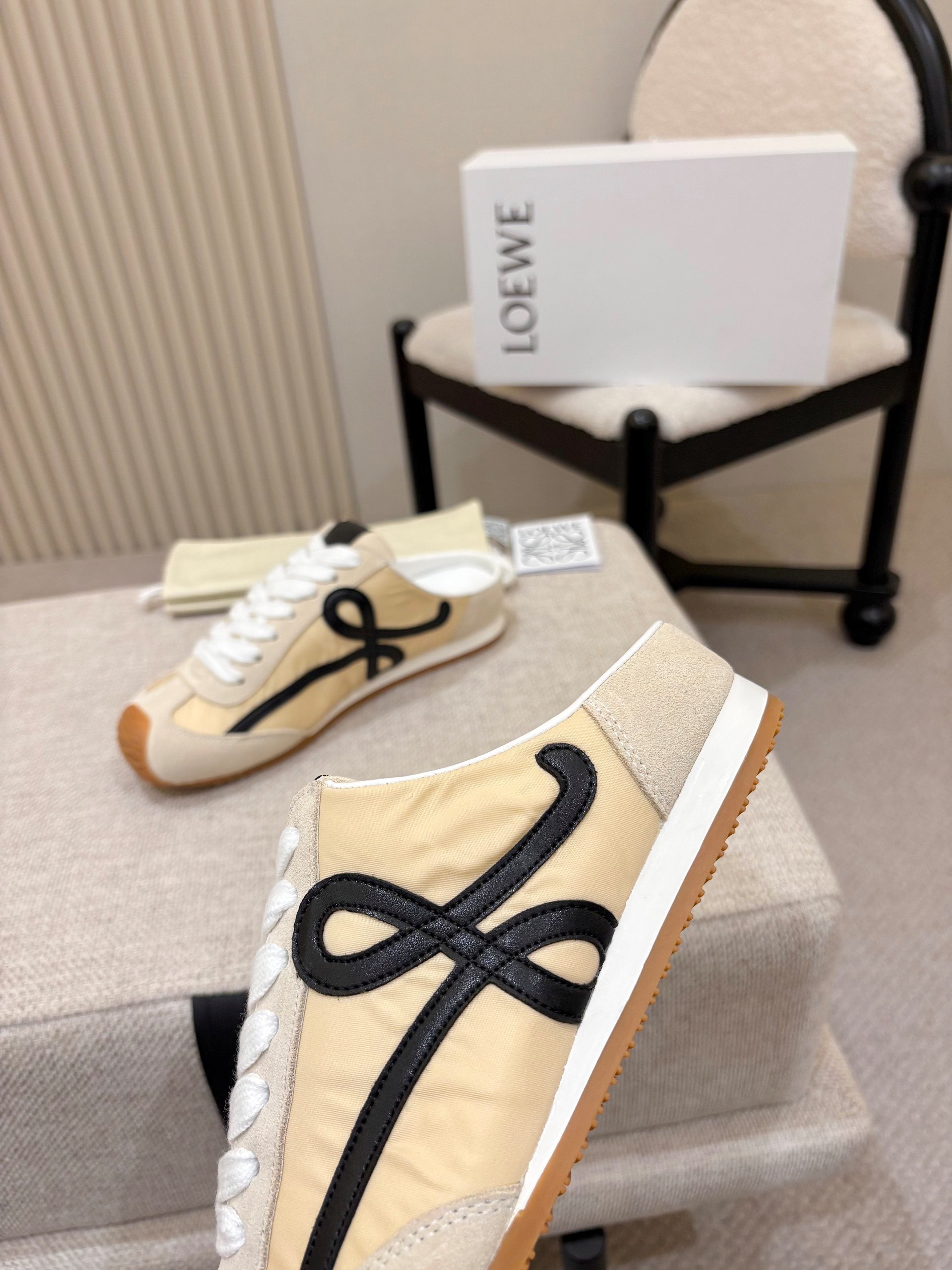 Loewe Ballet Runner Slip-On Khahi Beige Suede Nylon 833804