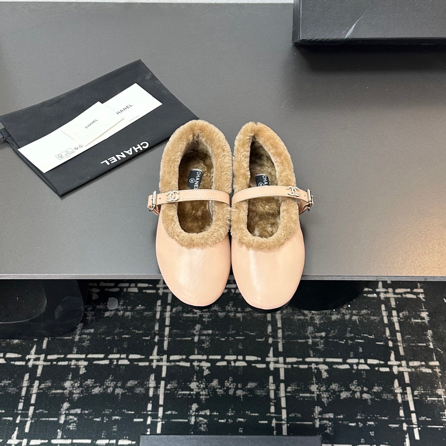 CC 2025 Puffer Ballet Flat With Strap Beige Sheepskin Fur 529344