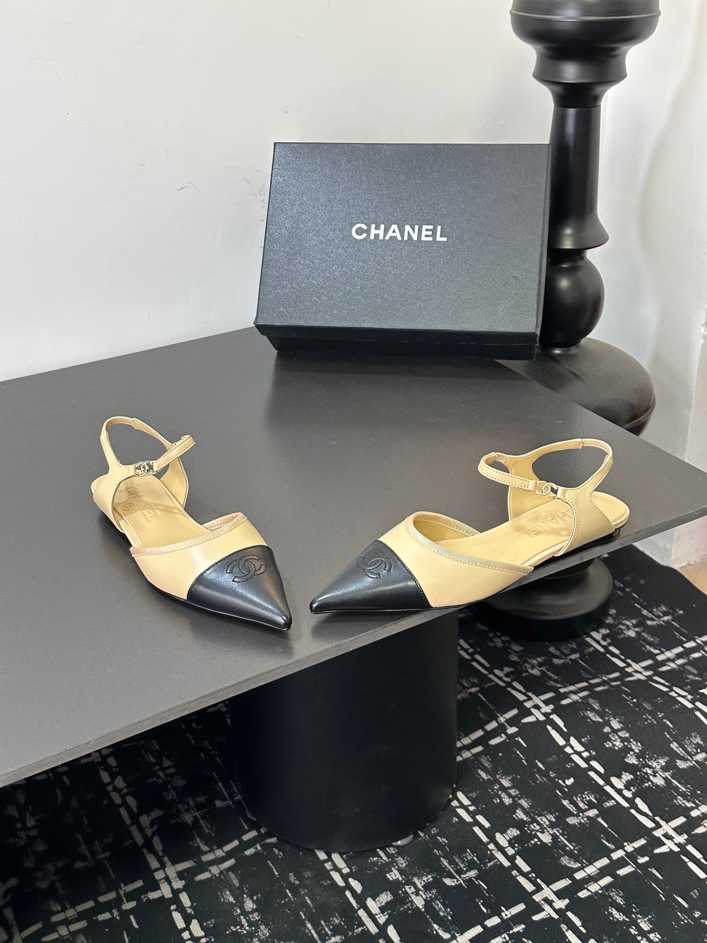 Chanel 26S Flat Pointed-Toe Slingbacks In Beige And Black Lambskin