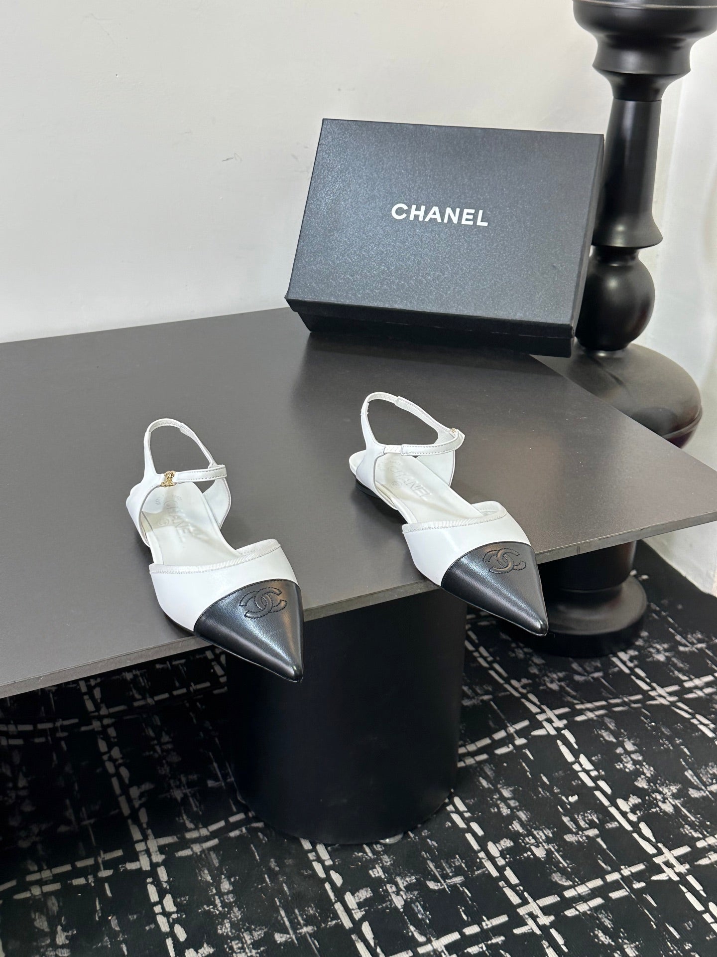 Chanel 26S Flat Slingback In White And Black Pointed-Toe Lambskin