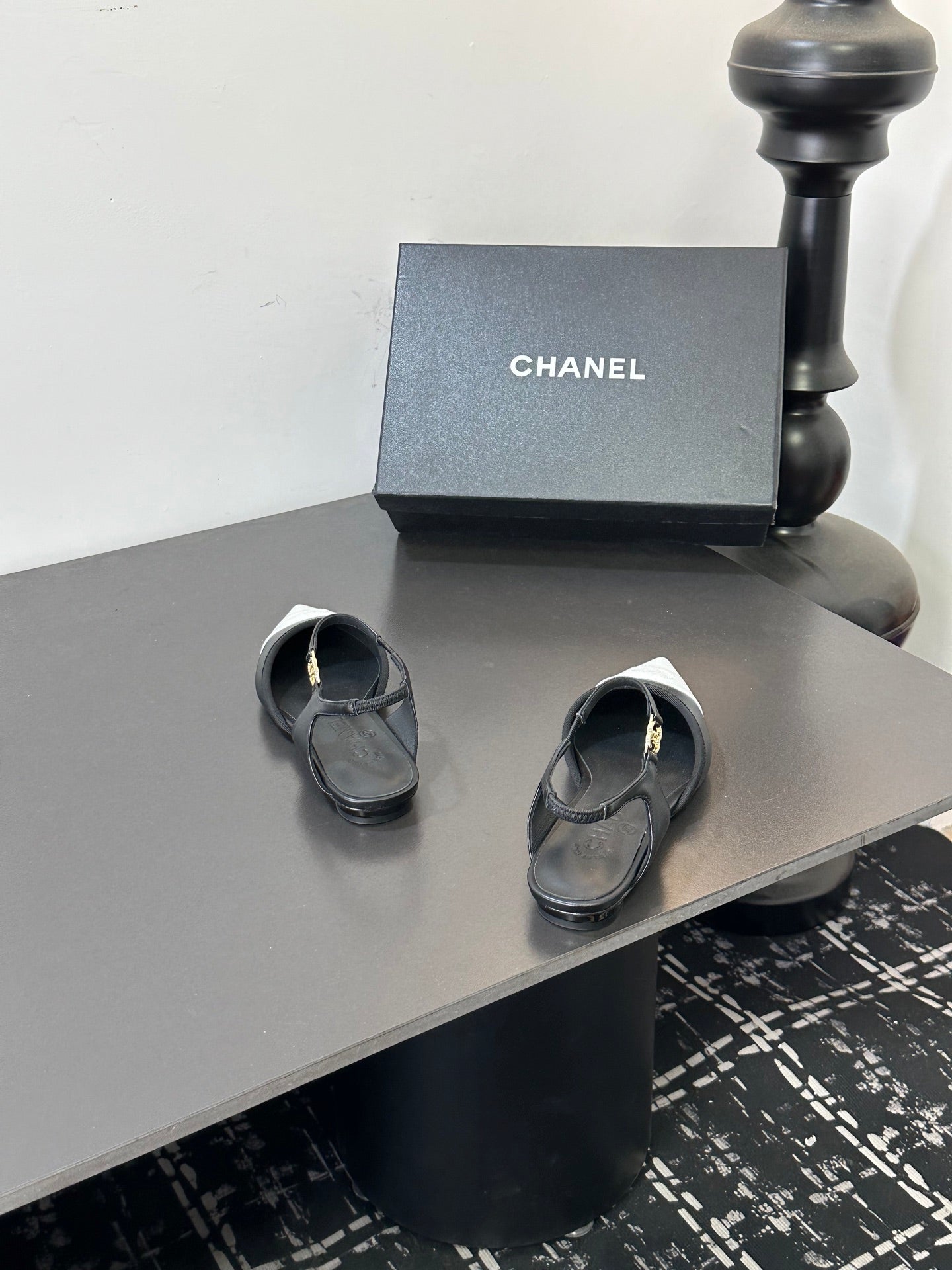 Chanel 26S Flat Pointed-Toe Slingbacks In Black And White Lambskin