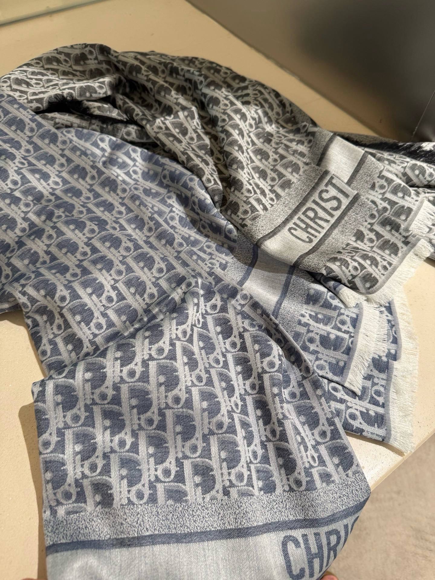 Dior 26s Scarf 140cm Silk & Cashmere 299997