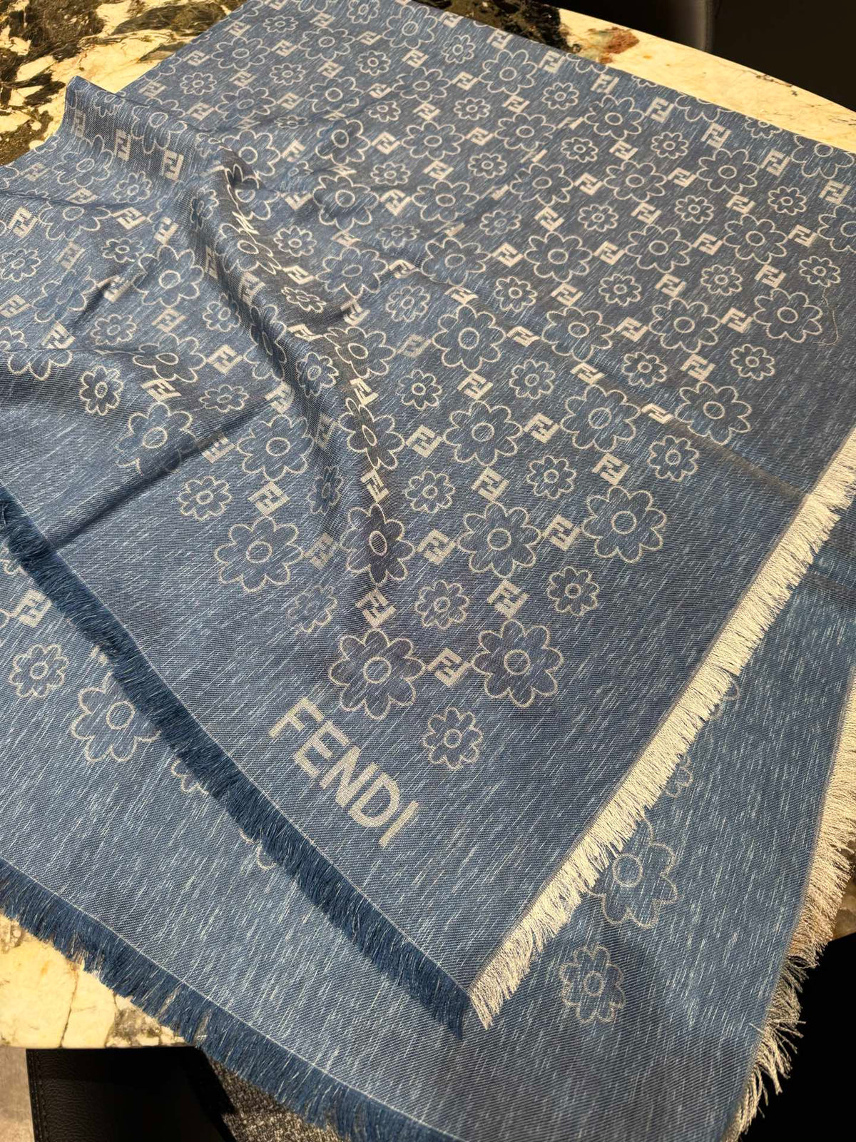 Fendi 26s Scarf 140 In Cashmere And Silk 522025