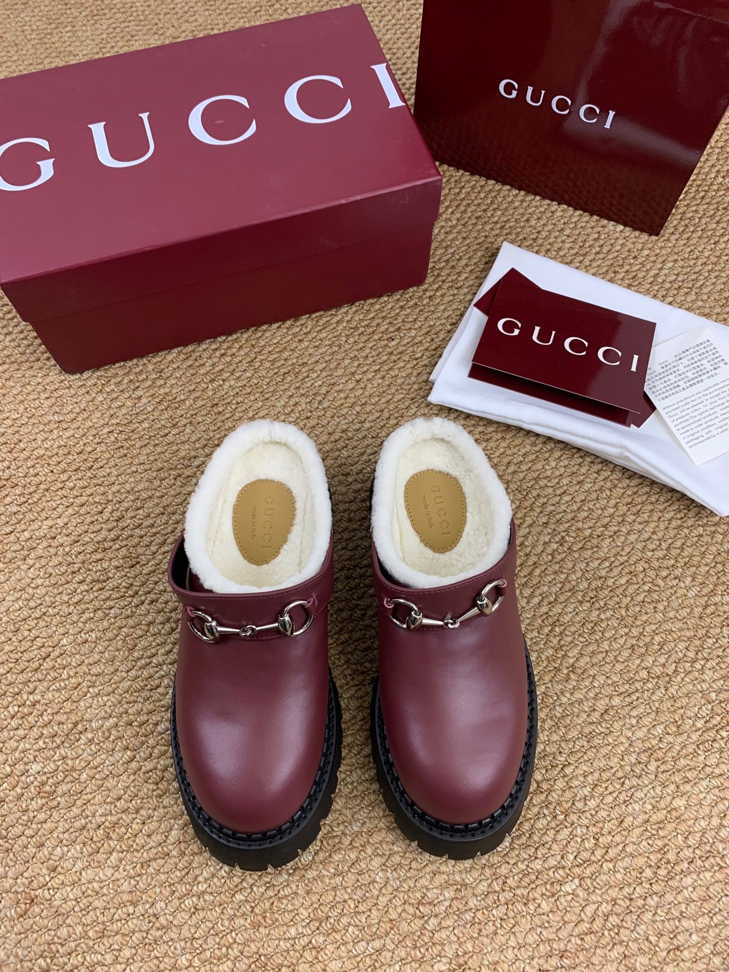 Gucci FW 25 Horsebit Suede Clog Deep Burgundy Leather with Shearling 506442