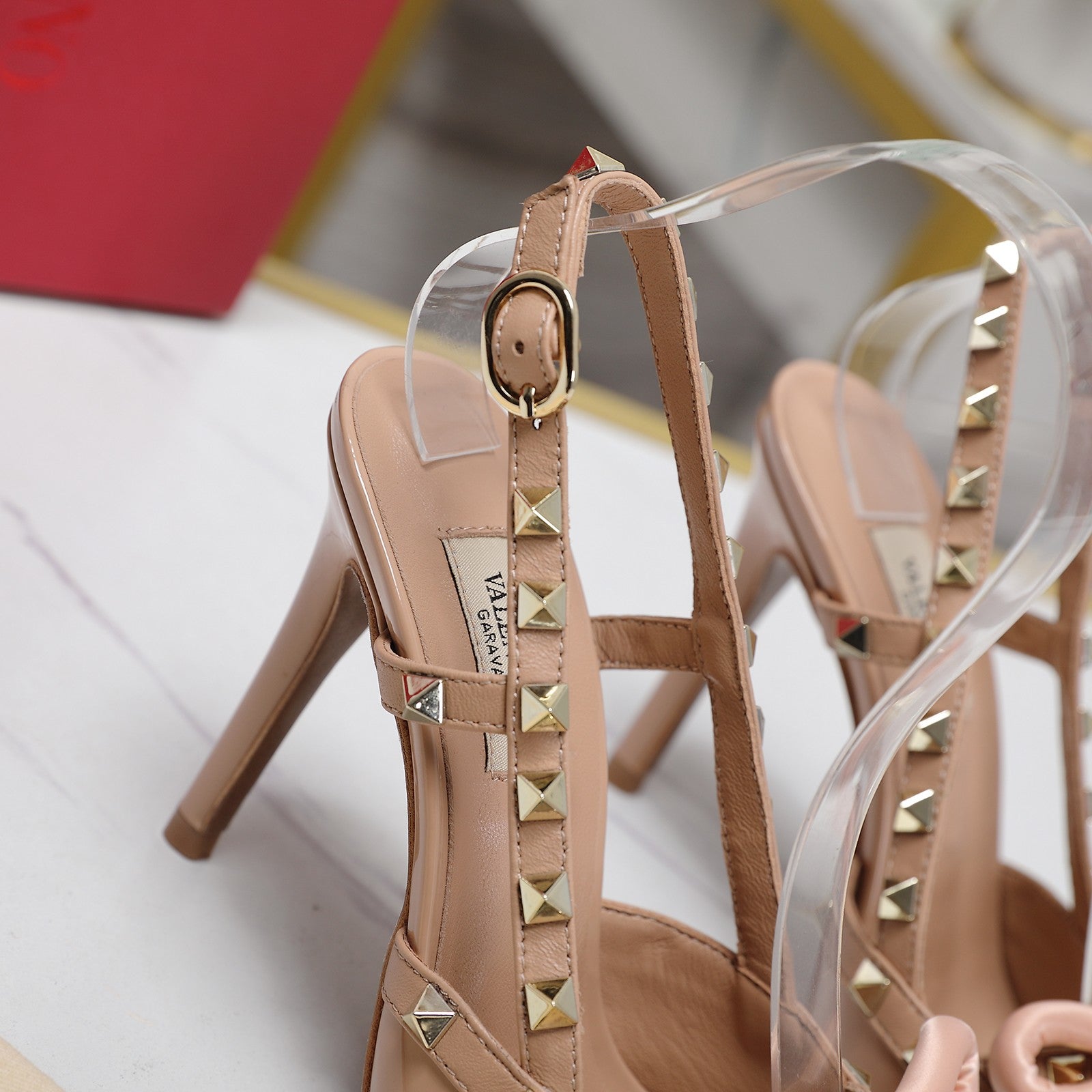 Valentino Rockstud Bow Slingback Nude Tan Patent Leather Pump 95mm