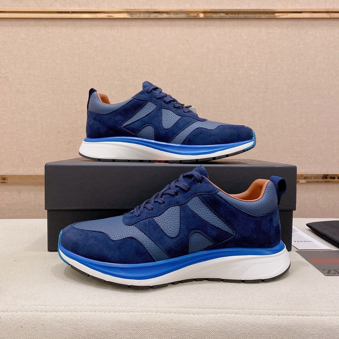 Zegna Men's Ermenegildo Sneakers Blue Suede Grain Leather