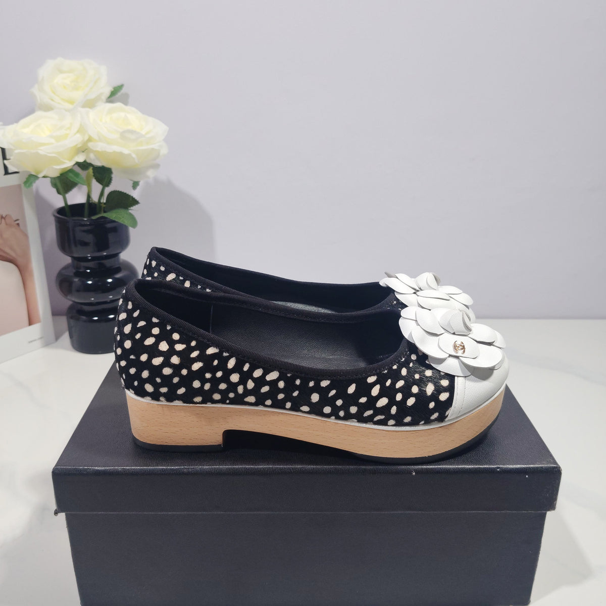 CC 26s Camellia Polka Dot Platform Shoes Black White Horsehair 104255