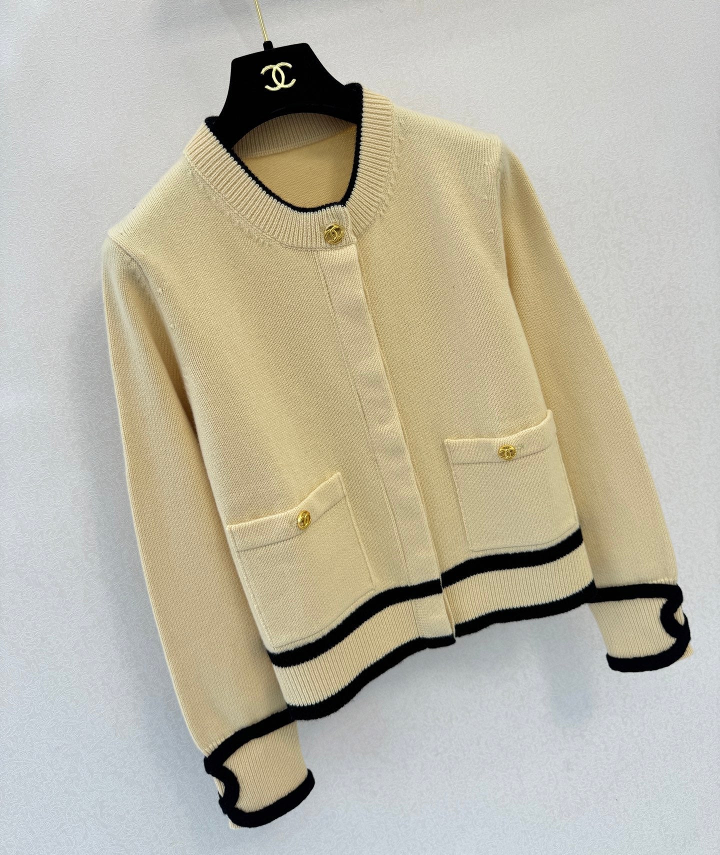 CC 26s Crew Neck Long-Sleeved Top Beige Cashmere 424791