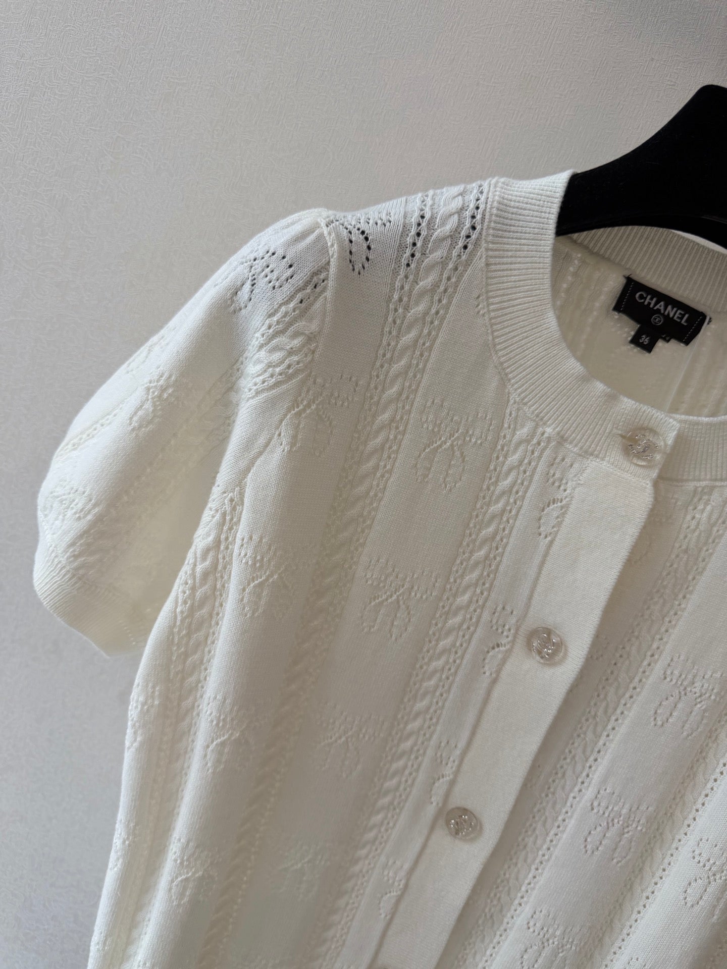 CC Crew Neck Short-Sleeved Cardigan White Cotton Silk 394825