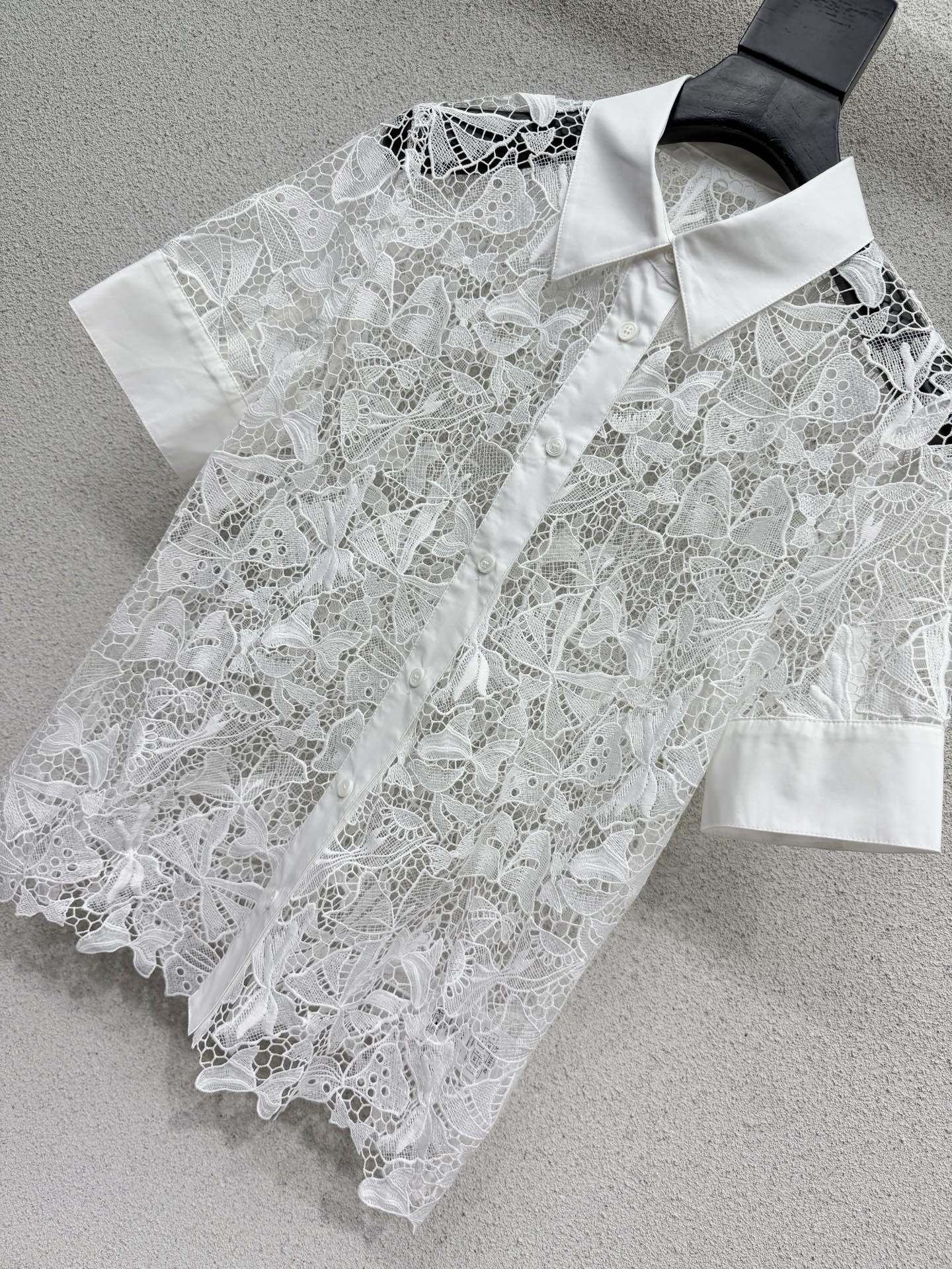 CD Water-soluble Floral Lace Shirt 393905