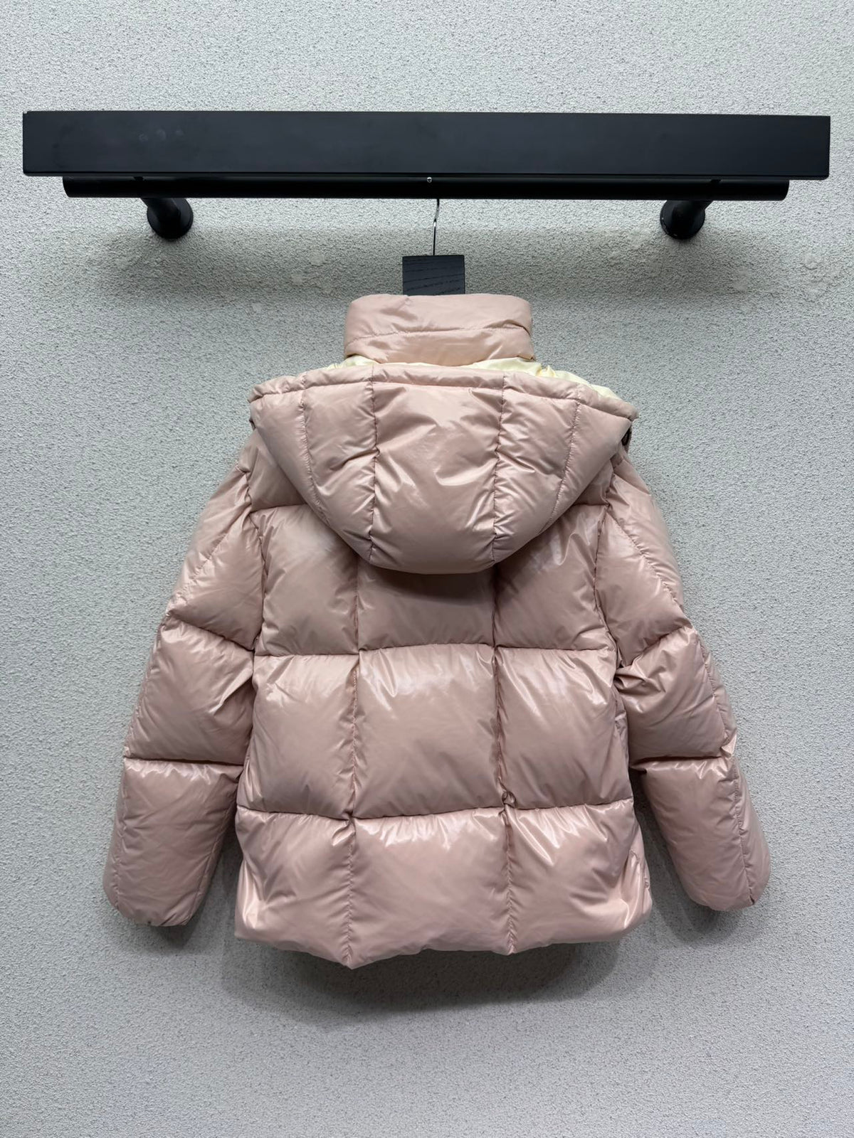 MC 26s Maire Jacket Pink Nylon Down 438966