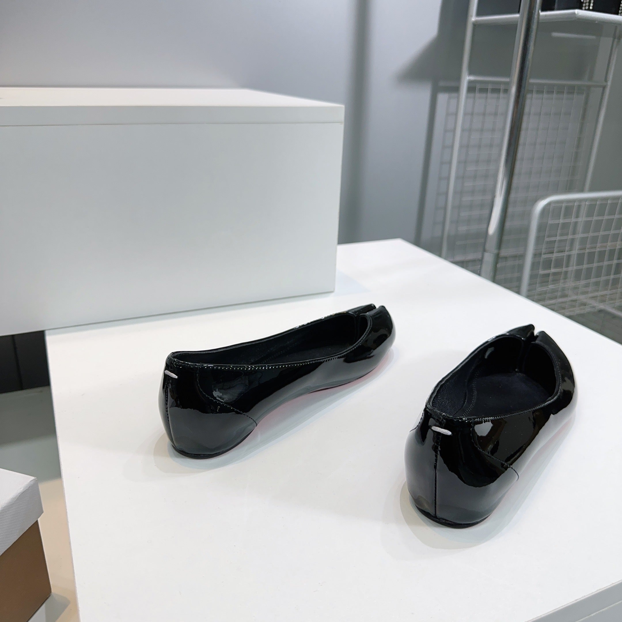 CL x Maison Margiela Ballerina Flats Black Patent Leather 639689