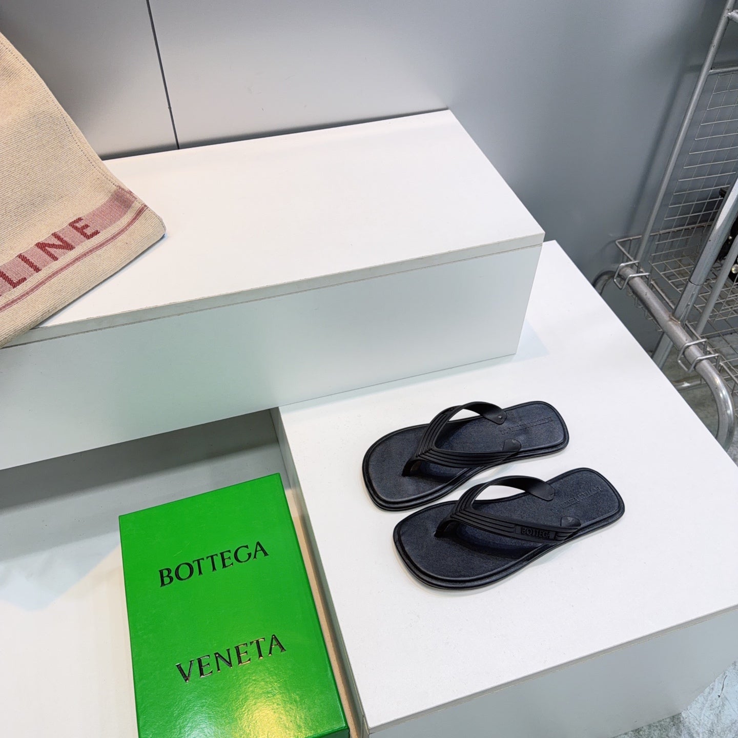 BV Sampieri Thong Sandal Black Rubber 842933