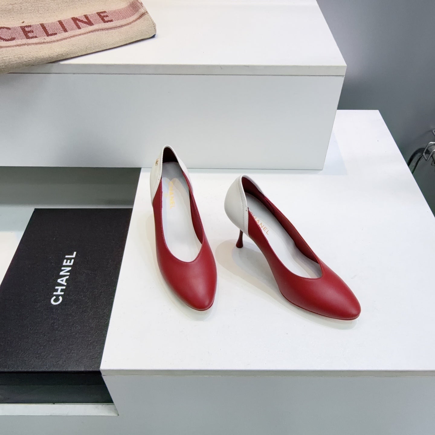 CC FW26 High Heels Pumps 8.5cm Red White Lambskin 942742