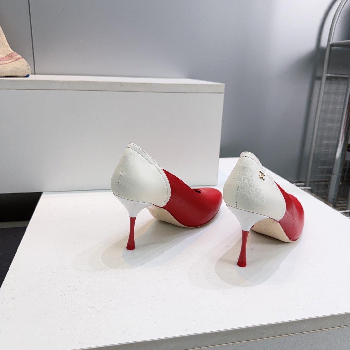 CC FW26 High Heels Pumps 8.5cm Red White Lambskin 942742