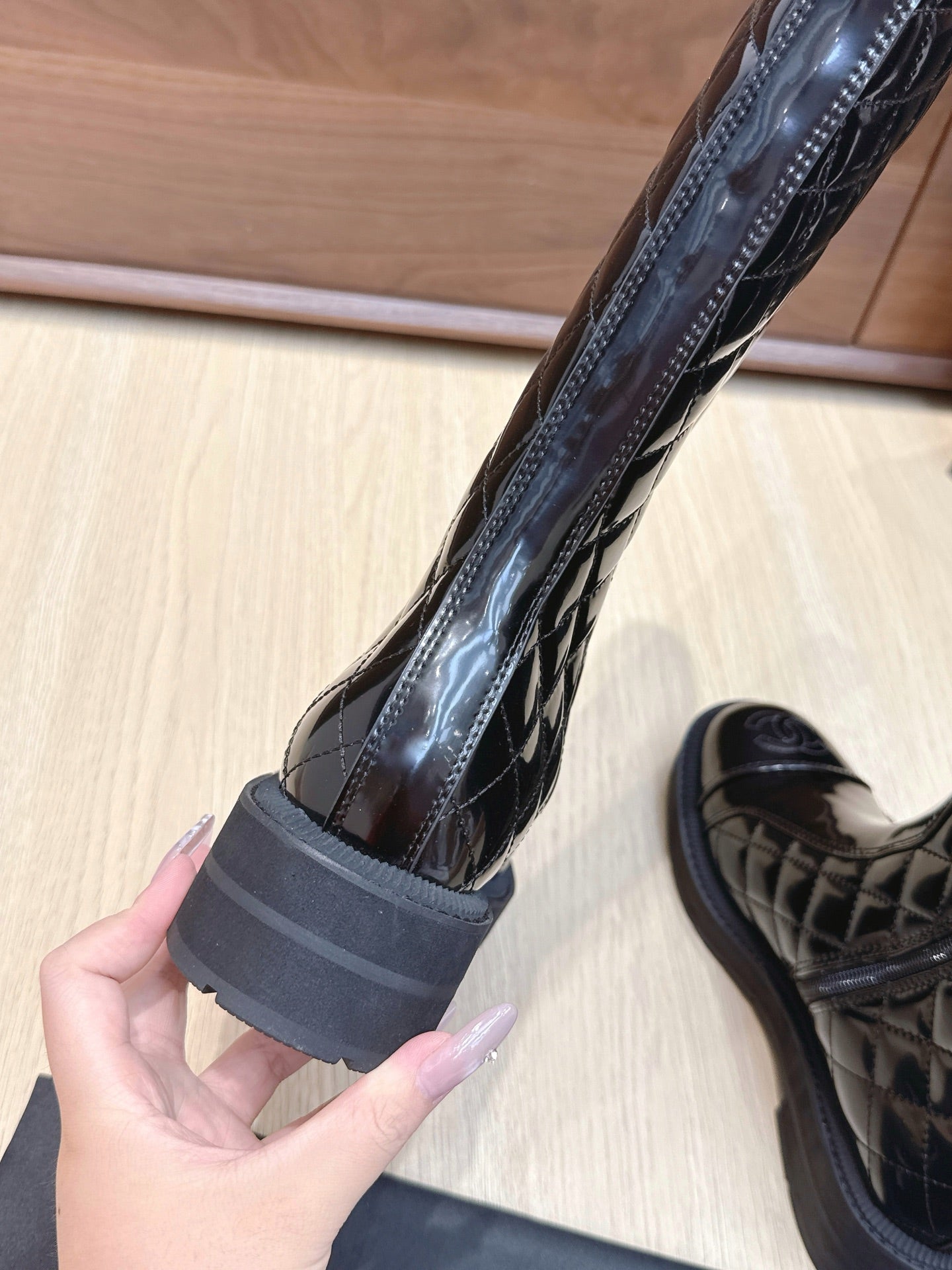 CC 25s Knight Long Boots 50mm Black Quilted Patent Leather 461562