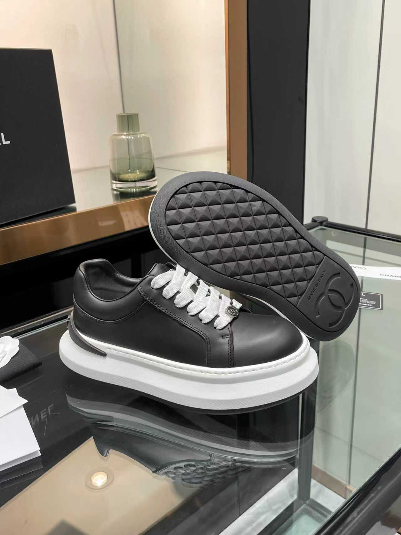 CC 26s Oversized Sneaker Black Lambskin 935462
