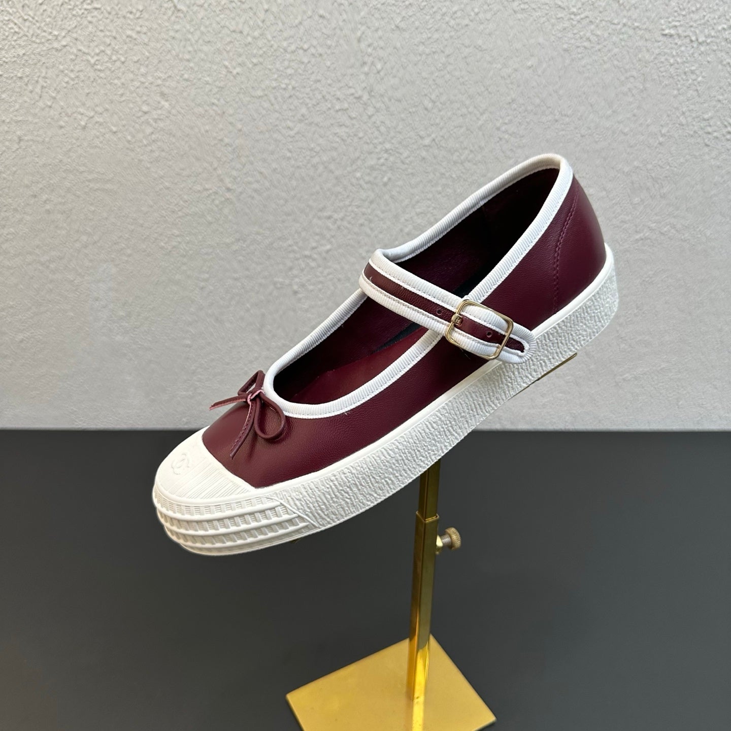 CC 26s Mary Jane Flat Burgundy White Lambskin 846327