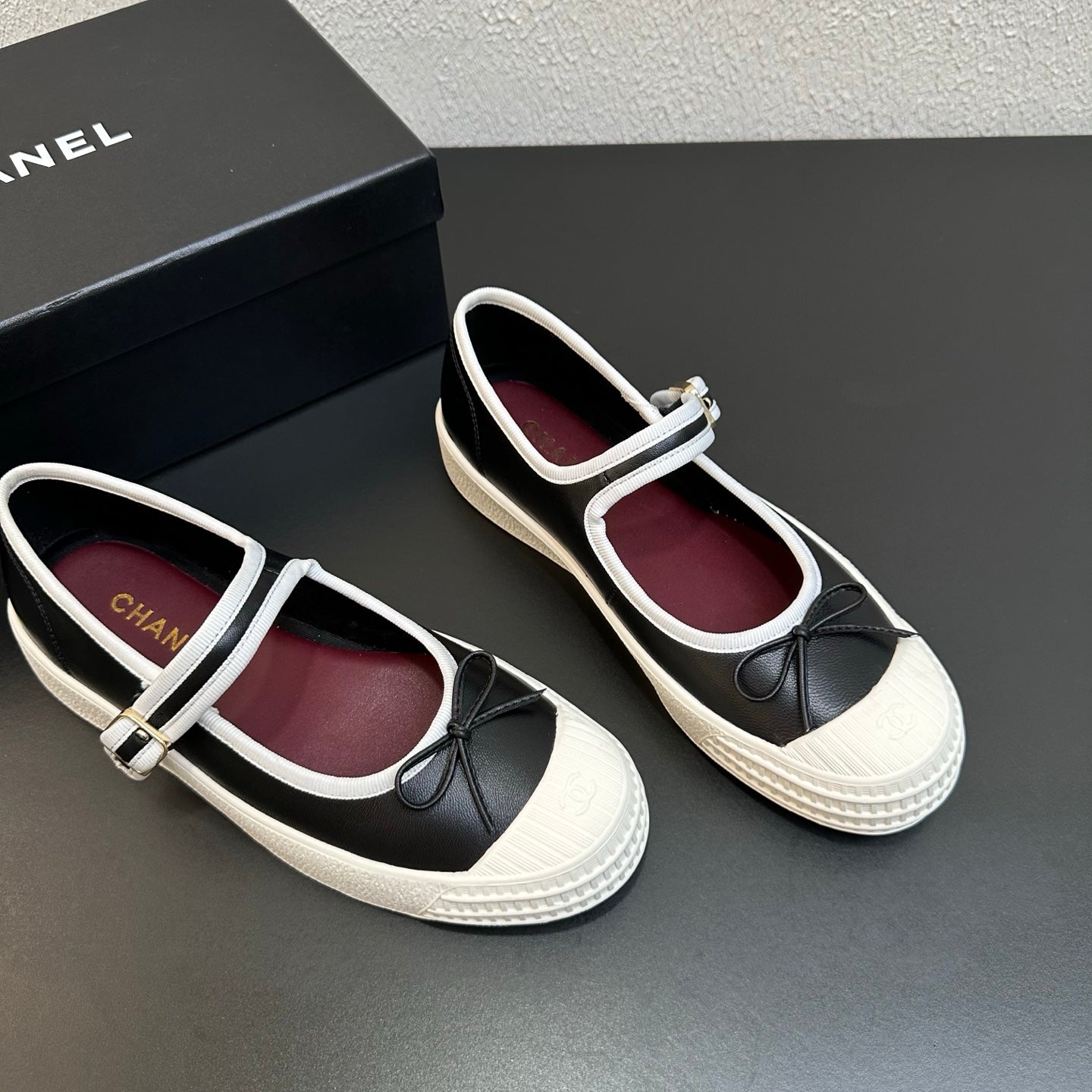 CC 26s Mary Jane Flat Black White Lambskin 846330