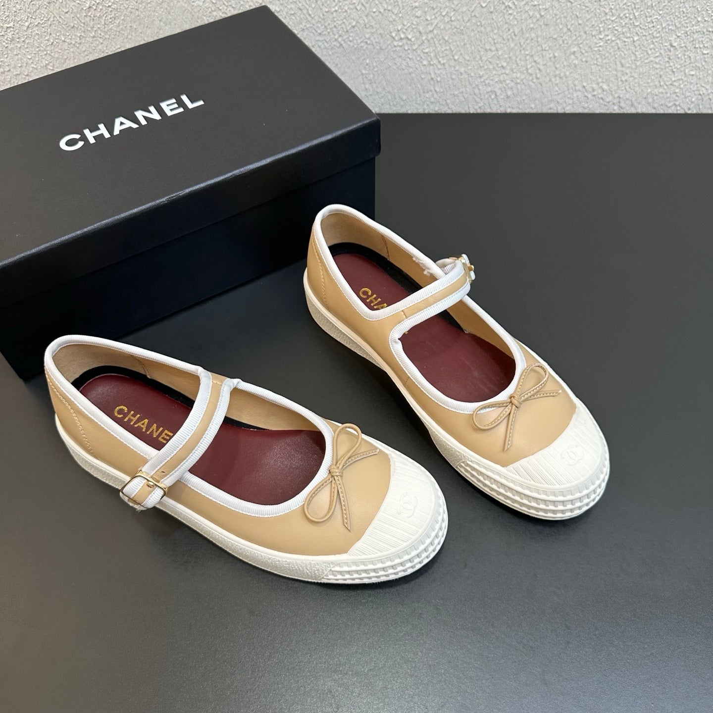 CC 26s Mary Jane Flat Beige White Lambskin 846328