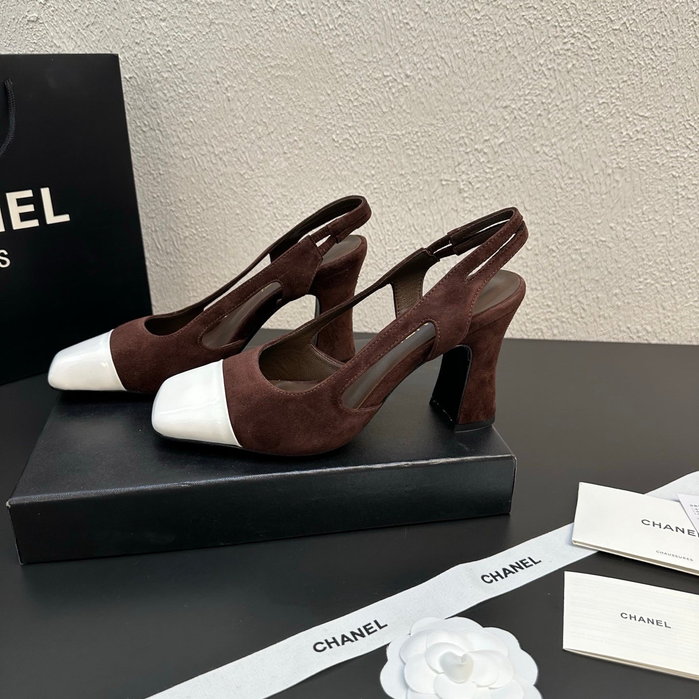 CC Slingback Block Heel White Brown Suede Leather 864116