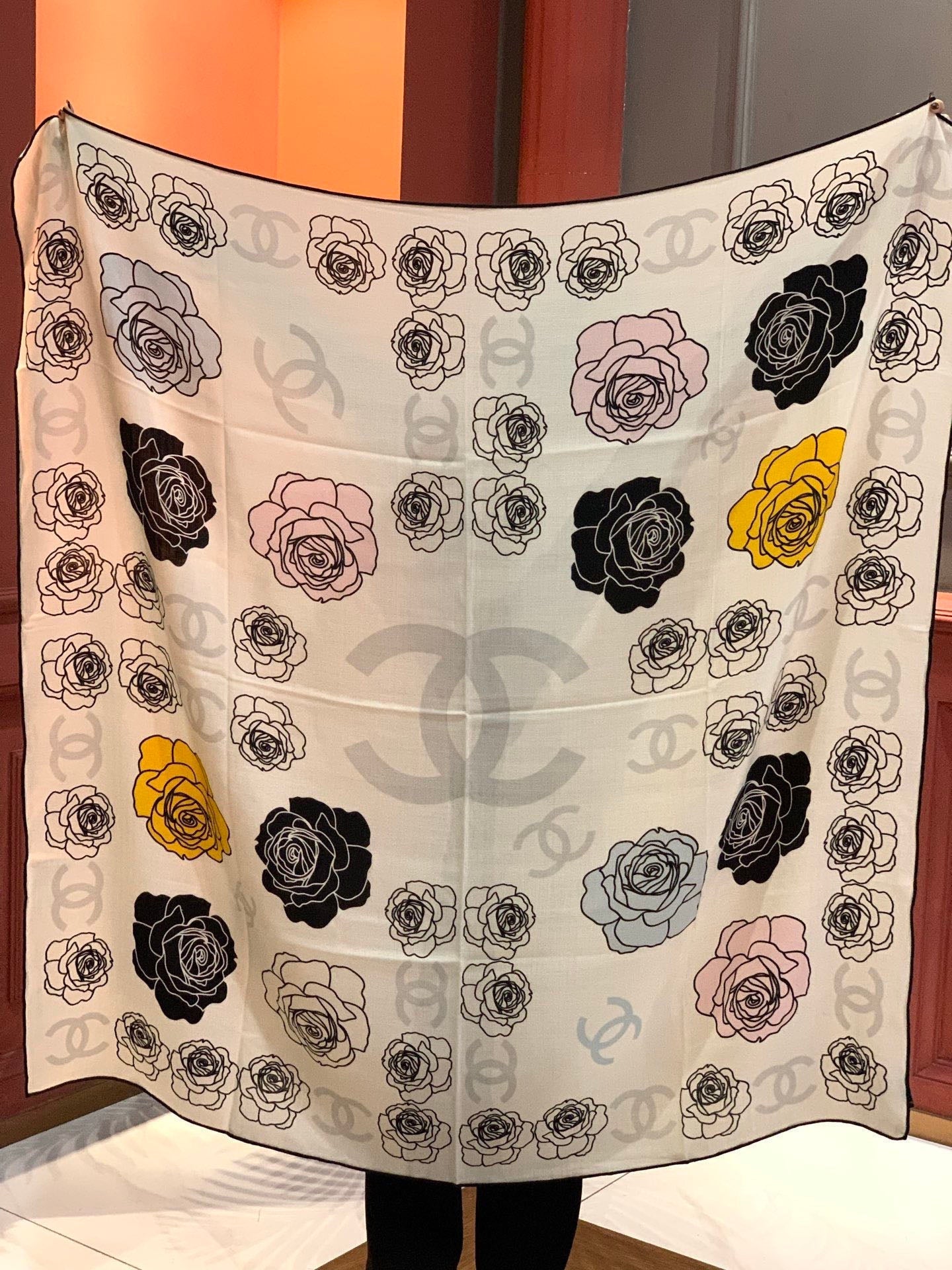 CC Camellia Scarf 140cm Ivory Colorful Cashmere Silk 168128