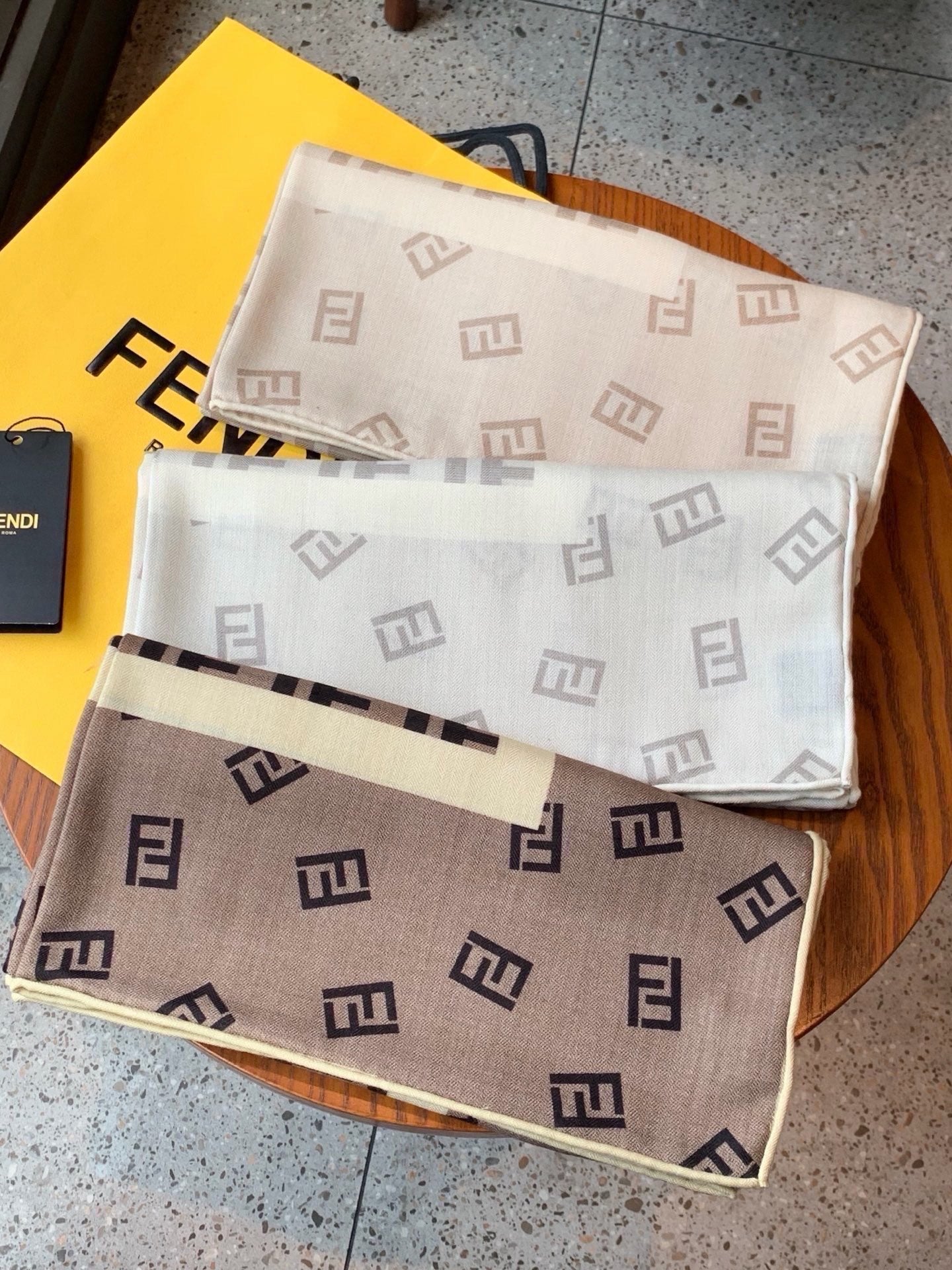Fendi Scarf 140*140cm Grey Cashmere Silk 286294