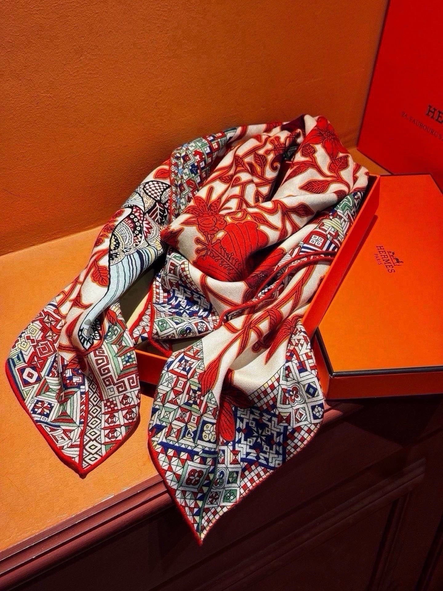 HM 26s Scarf 140 In Cashmere And Silk 216485