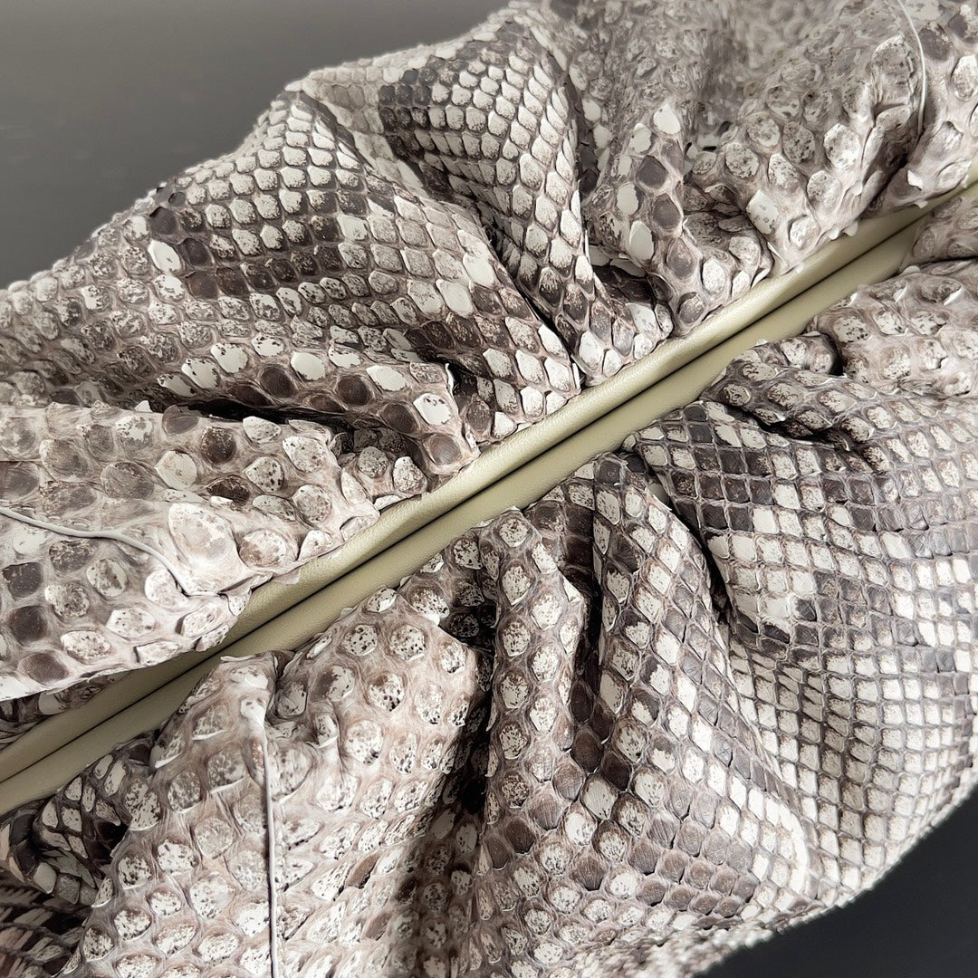 BV Pouch Bag 38cm Leather-Trimmed Python Clutch 209318