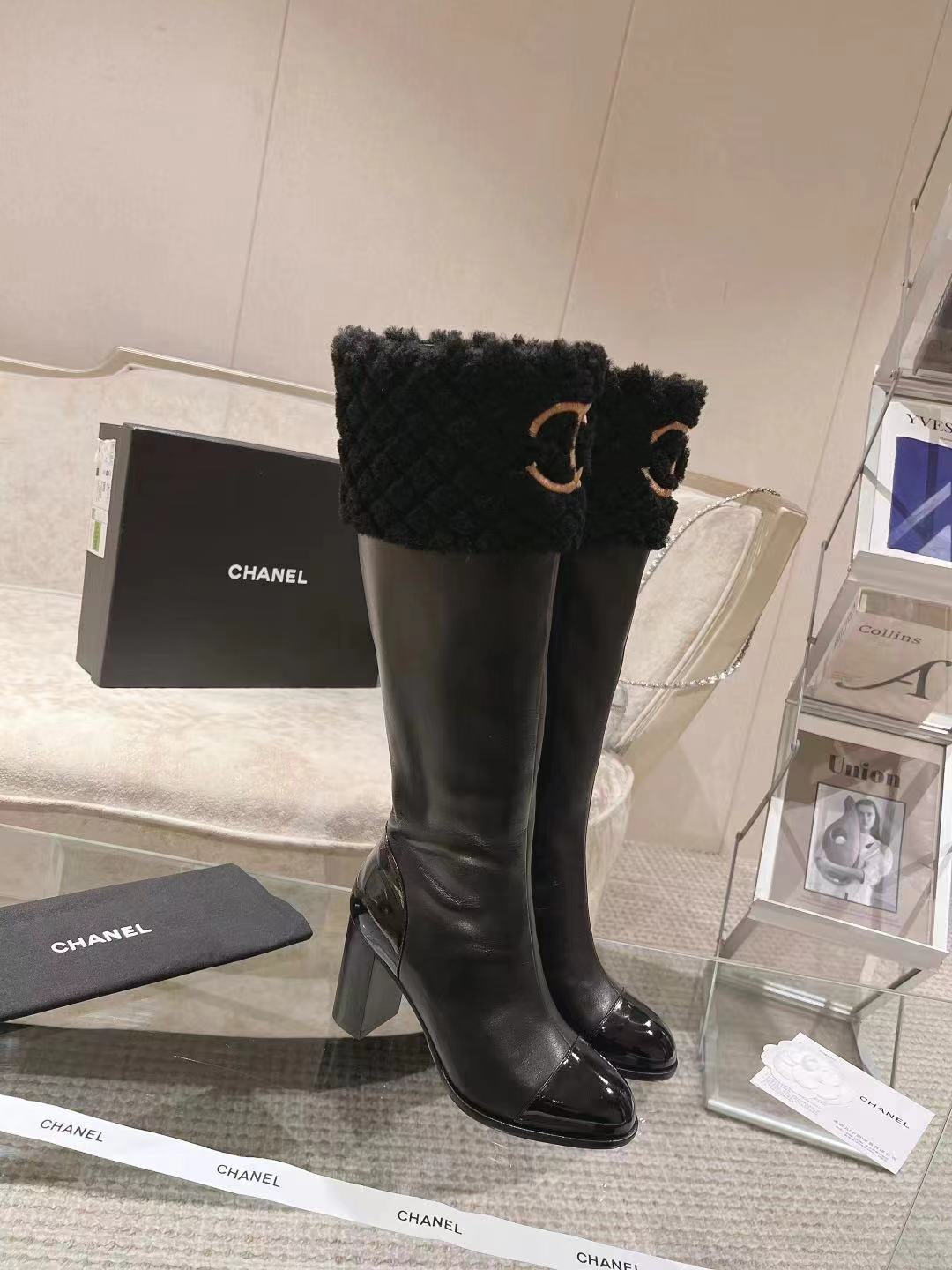 CC 26S Turnlock Quilted Shearling Jumping Boots 8.5cm Black Leather 117692