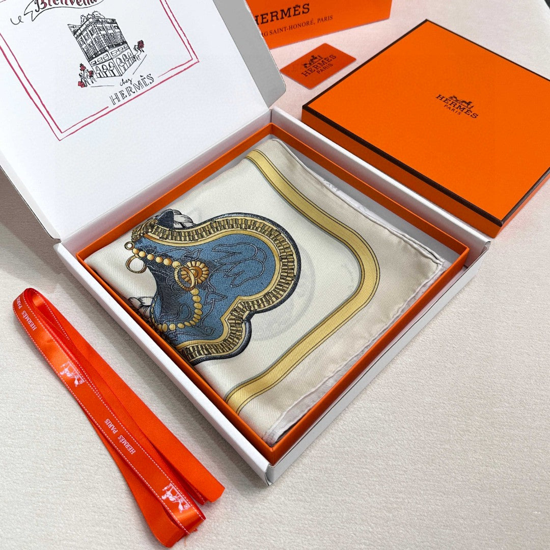 Hermes 26s Printed Square Scarf 90 In Silk 311838