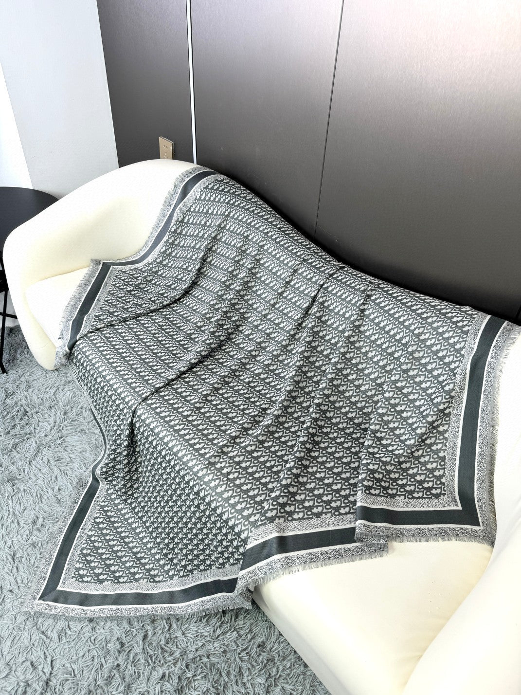 Dior 26s Scarf 140cm In Cashmere Silk 313215