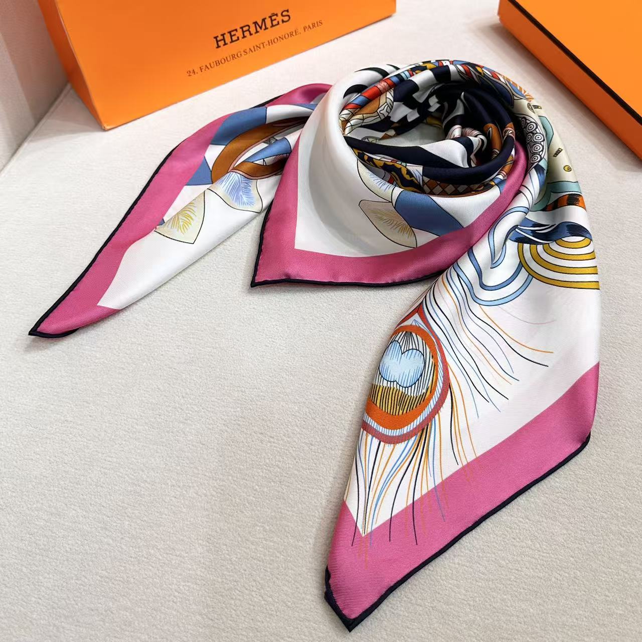 Hermes 26s Scarf 90 In Silk 303220