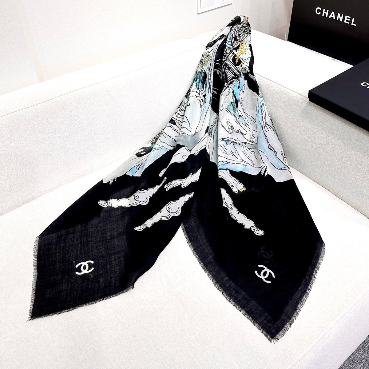 CC 26s Scarf 140 In Cashmere And Wool 437741