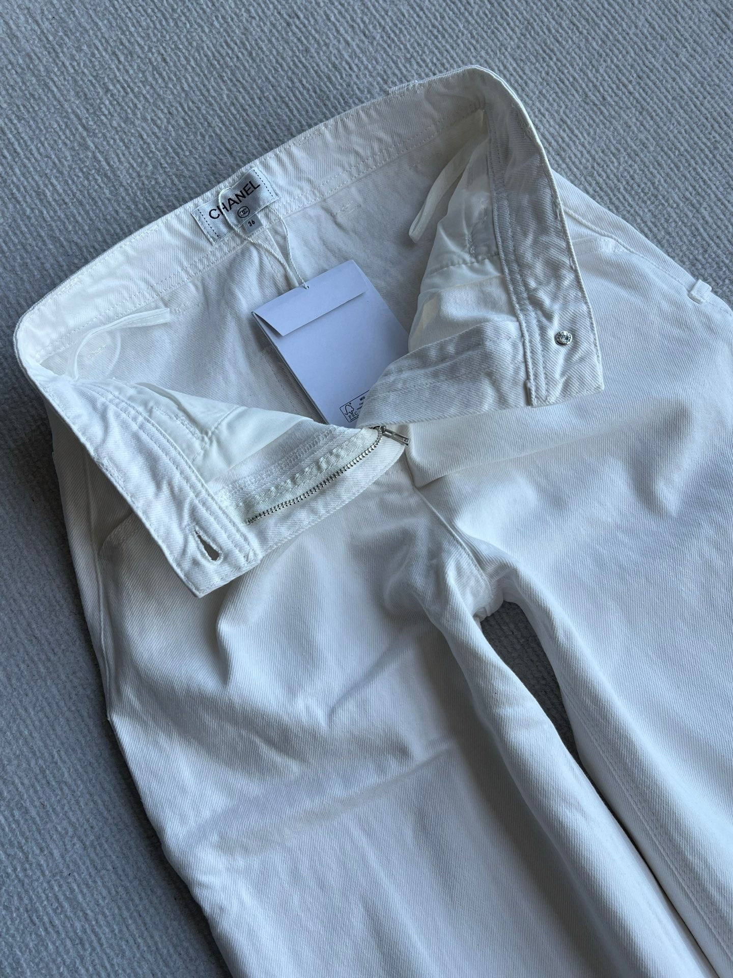 CC 26s Jean White Cotton 360033