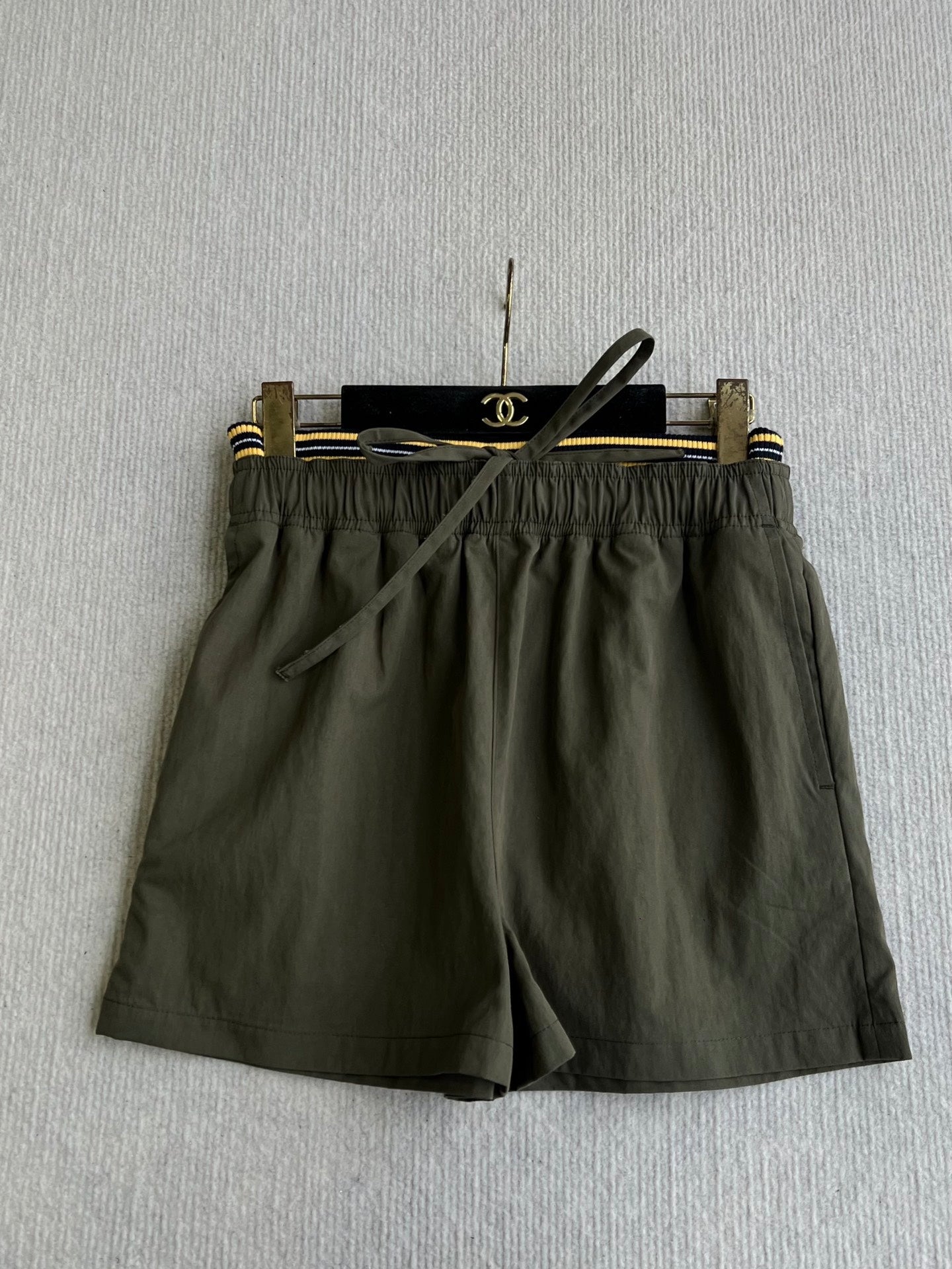 Prada Shorts Olive Polyester 372618