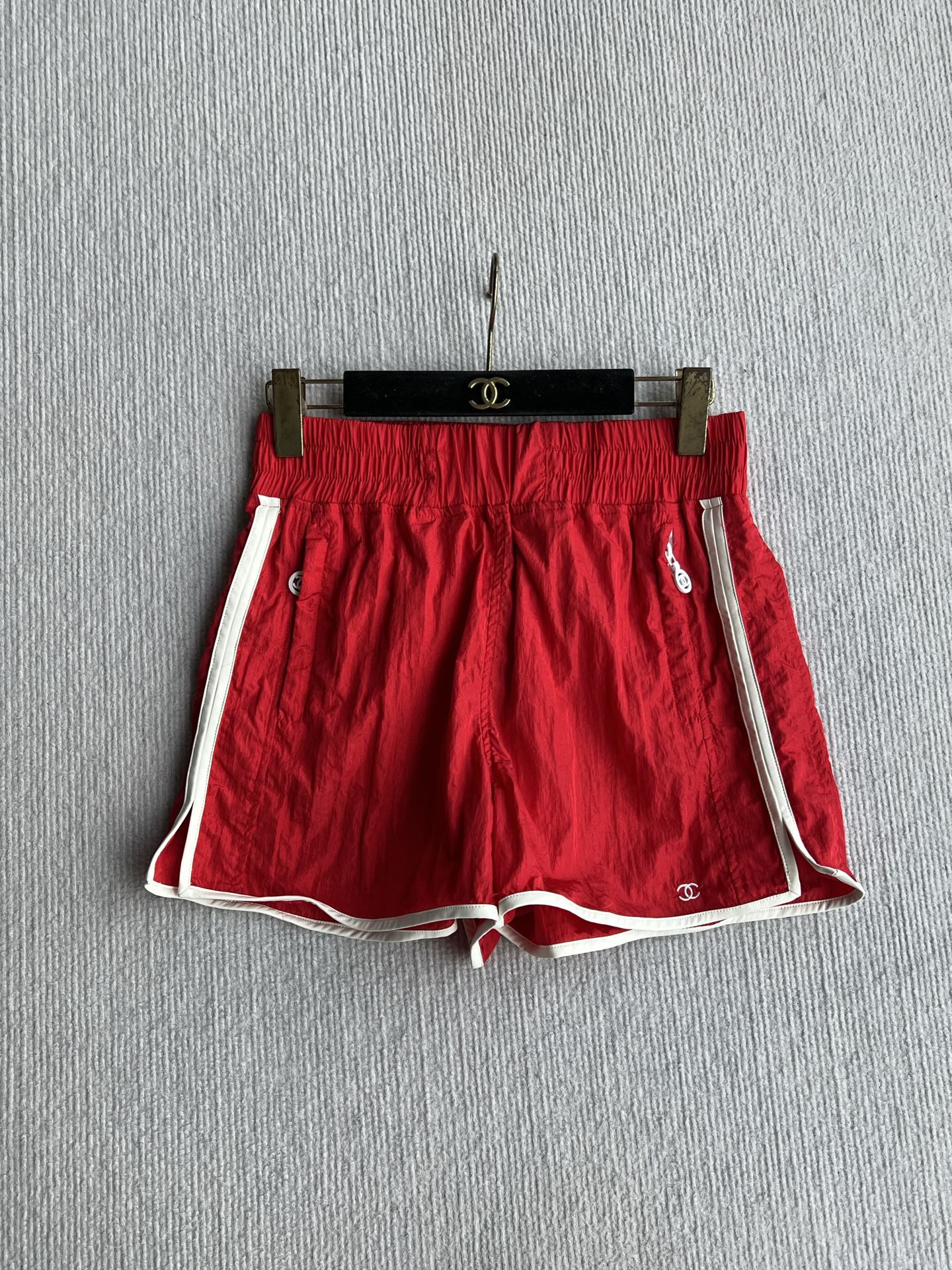 CC 26s Casual Shorts Red Polyester 405080
