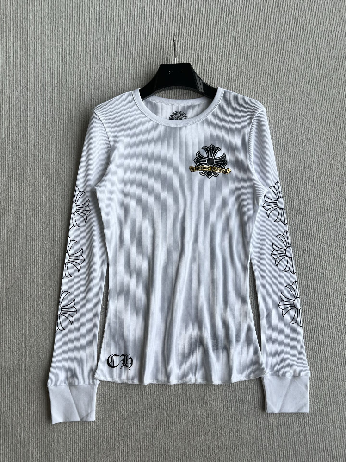 𝐂𝐡𝐫𝐨𝐦𝐞 H𝐞𝐚𝐫𝐭𝐬 26s Long-Sleeve T-Shirt White Cotton 412316