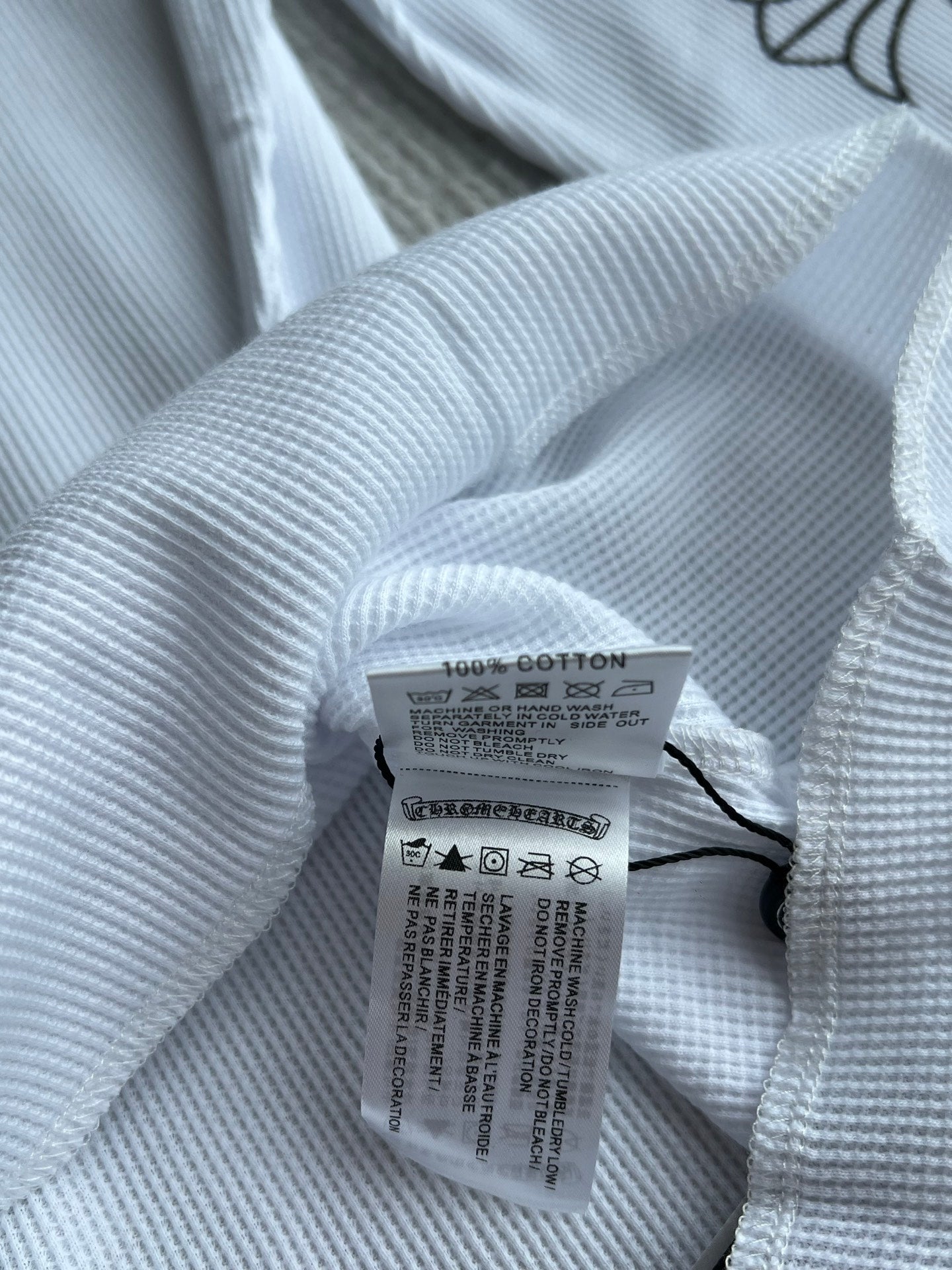 𝐂𝐡𝐫𝐨𝐦𝐞 H𝐞𝐚𝐫𝐭𝐬 26s Long-Sleeve T-Shirt White Cotton 412316
