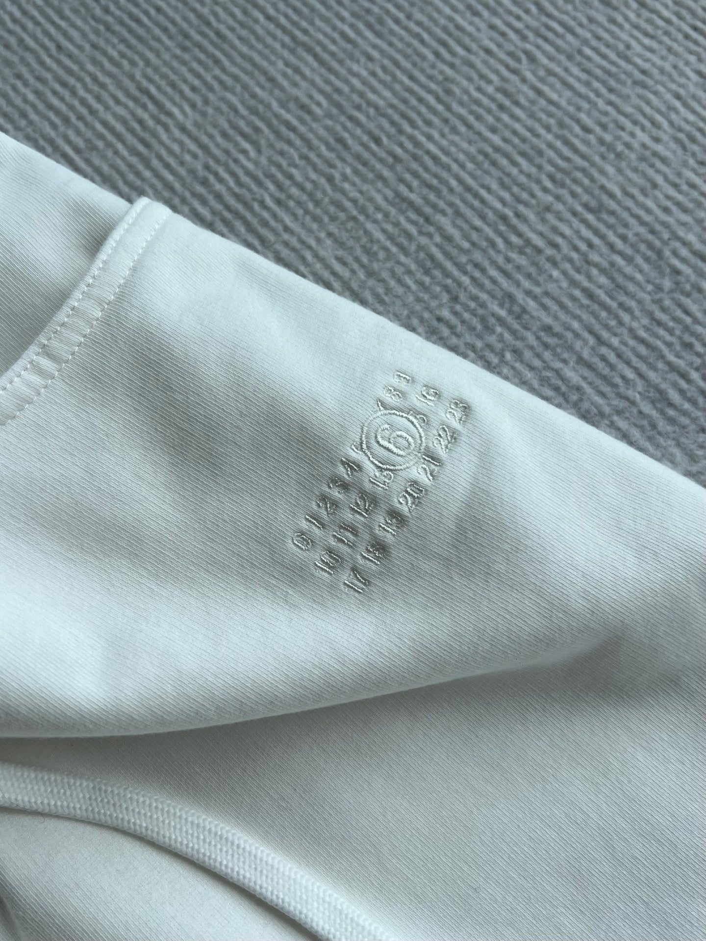 MM6 Elastic Waist Drawstring Casual Pants White Cotton 412336