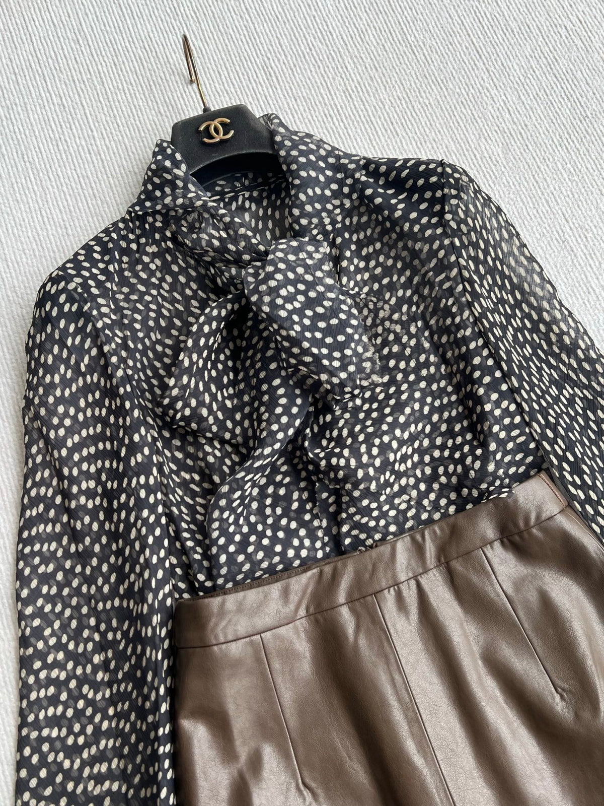 YSL 26s Polka Dot Pussy Bow Blouse Black Silk Viscose 434506