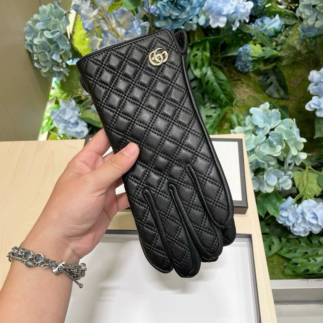 TOUCHSCREEN GLOVES IN BLACK LAMBSKIN 427401
