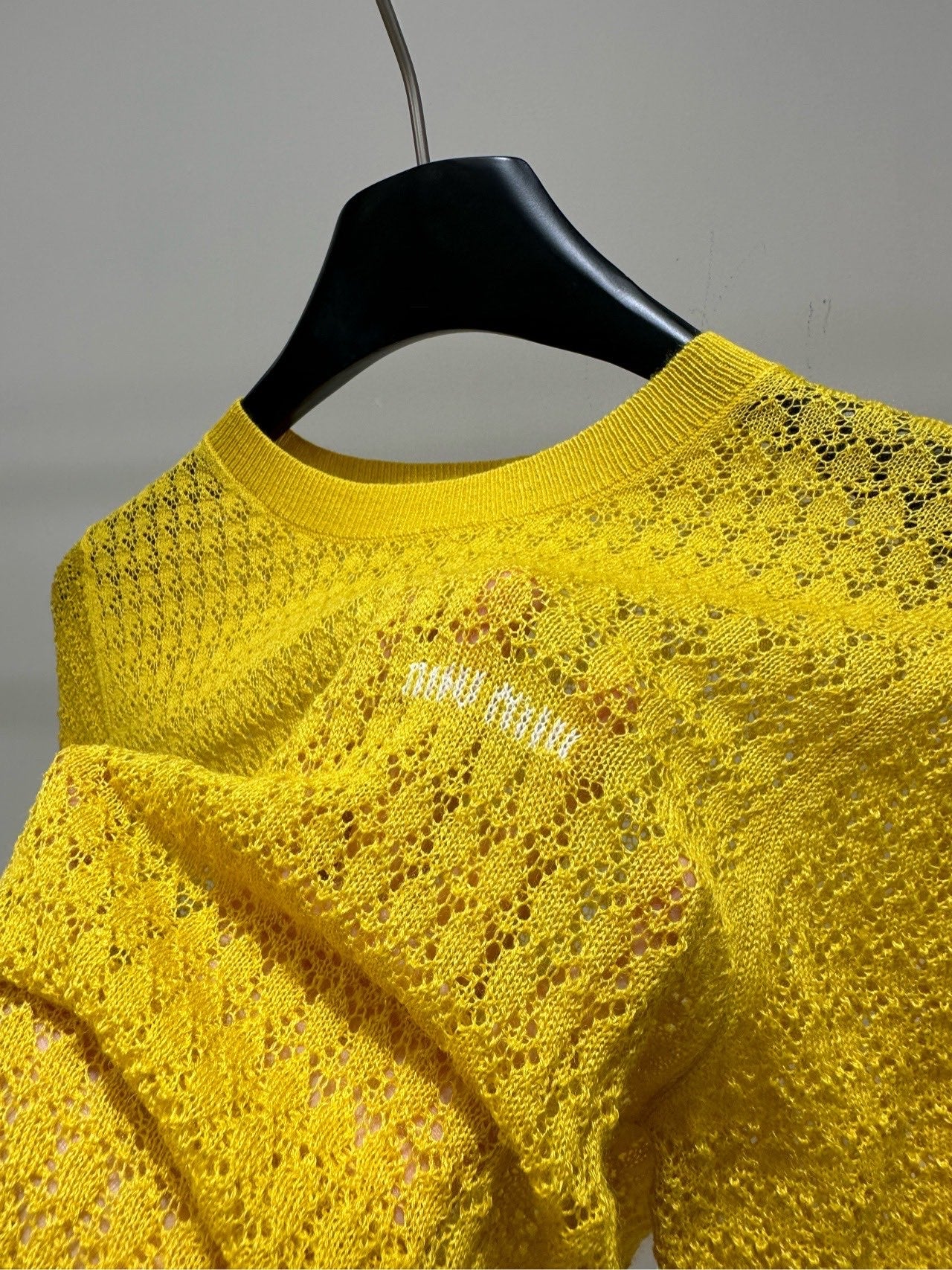 Miu 26s Knitted Openwork Yellow Top Cashmere Silk 409946