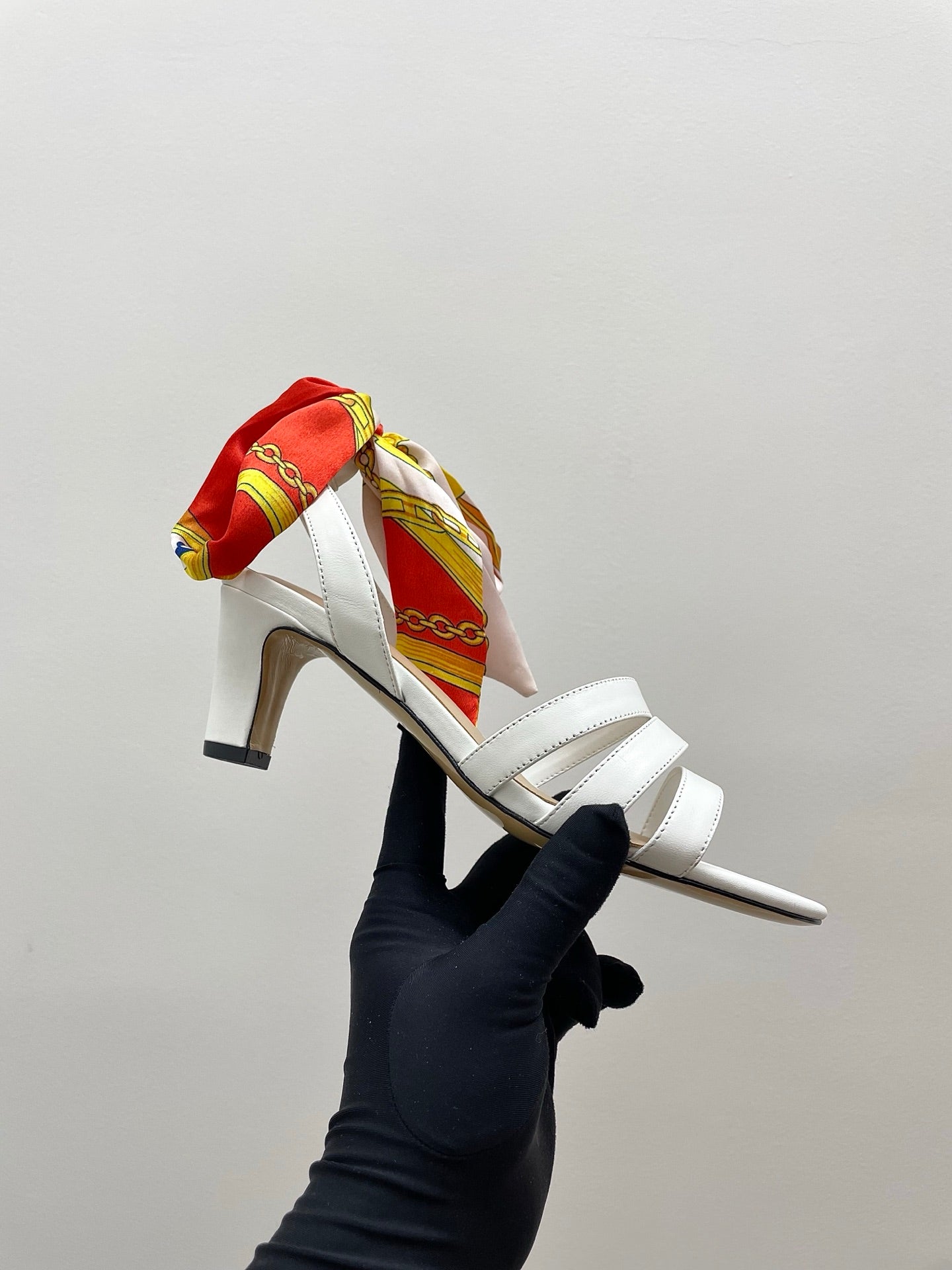 CC 25SS Sandals 5cm Three Straps White Calfskin 338326