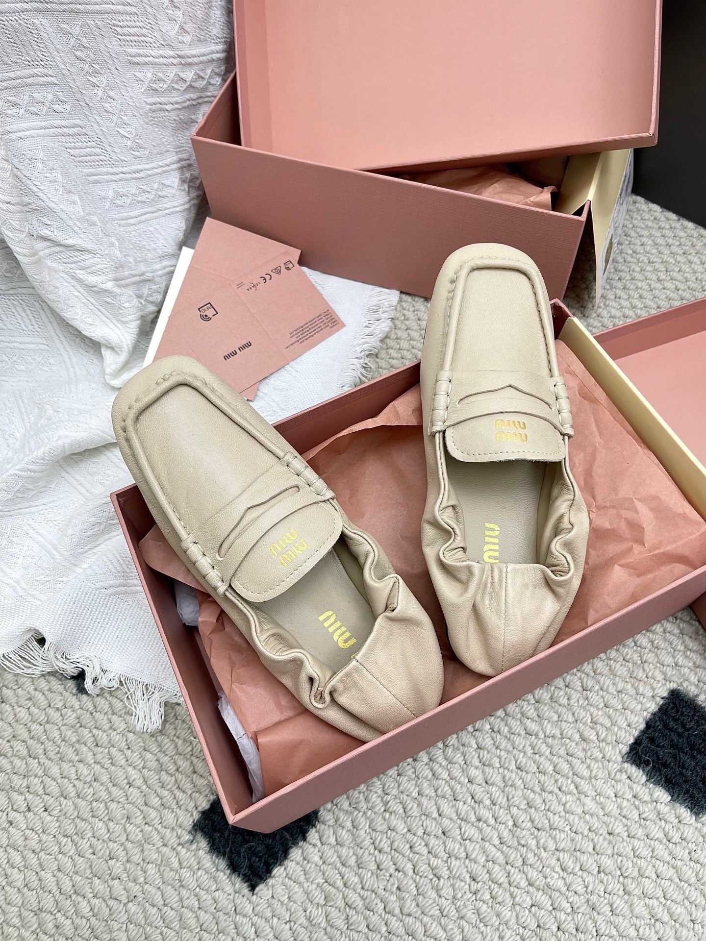 Miu Ruches Light Beige Leather 611333