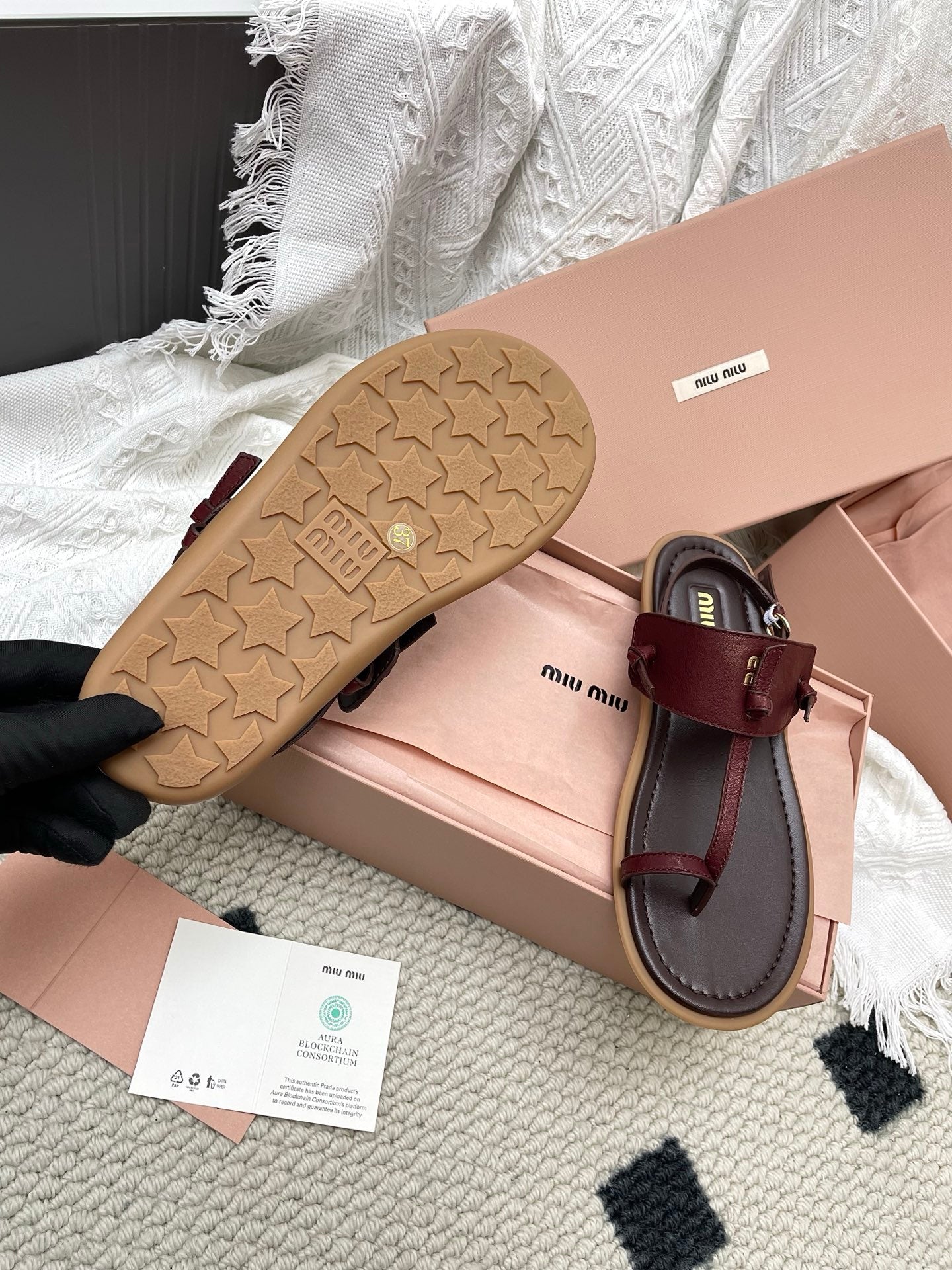 Miu 26 Flip-Flop Flat Sandals Brown Burgundy Leather 611339